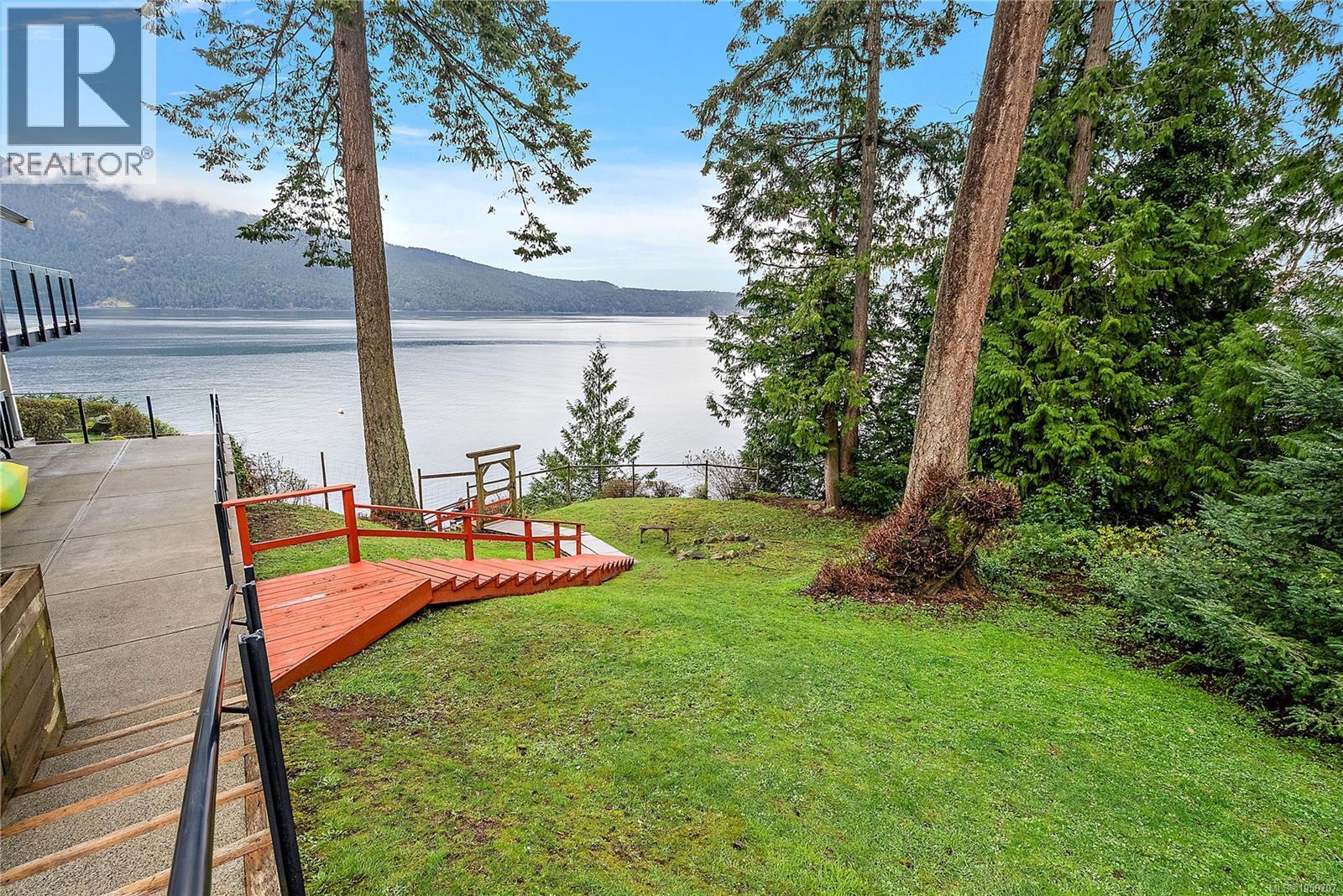 976 Lands End Rd Property Photo 25