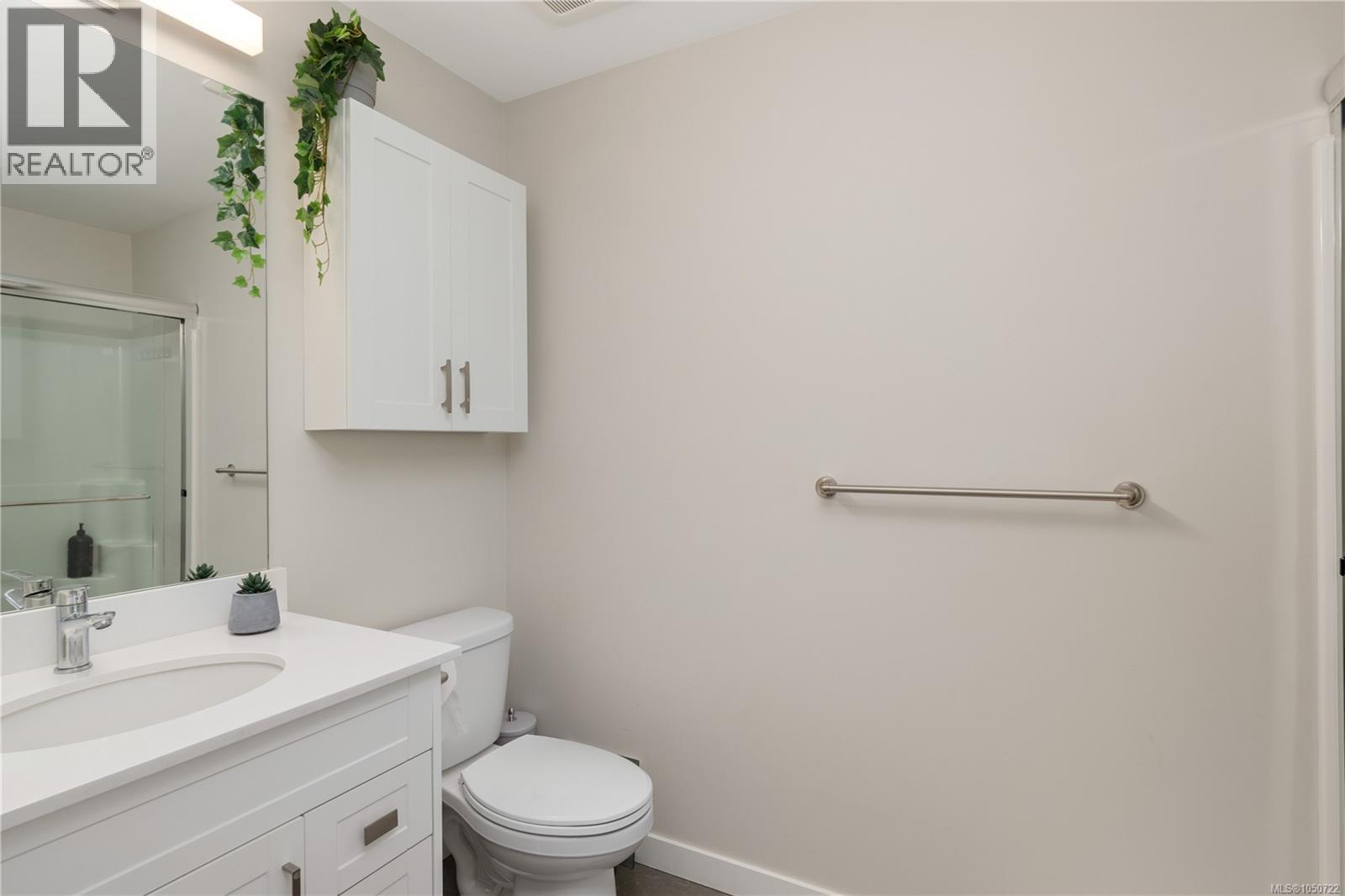 104 2843 Jacklin Rd Property Photo 12