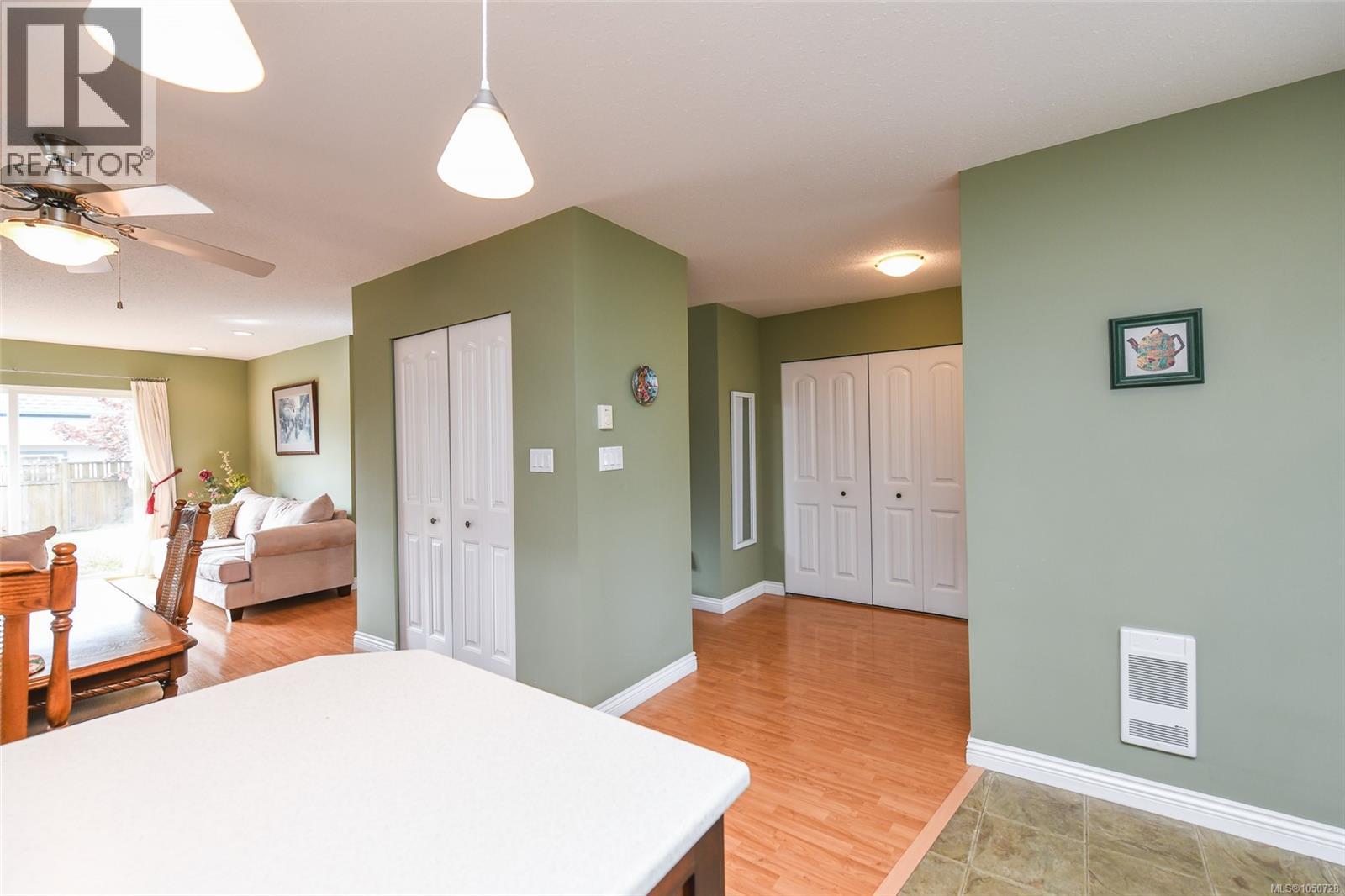 2237 Neptune Way Property Photo 7