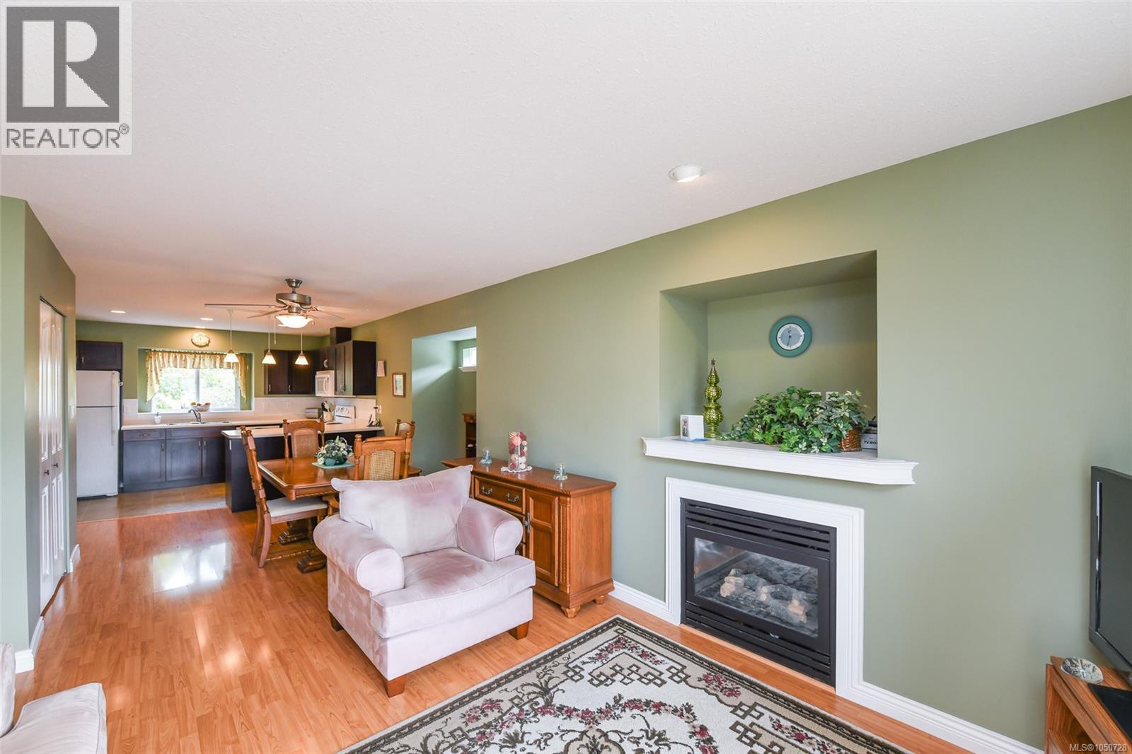 2237 Neptune Way Property Photo 12