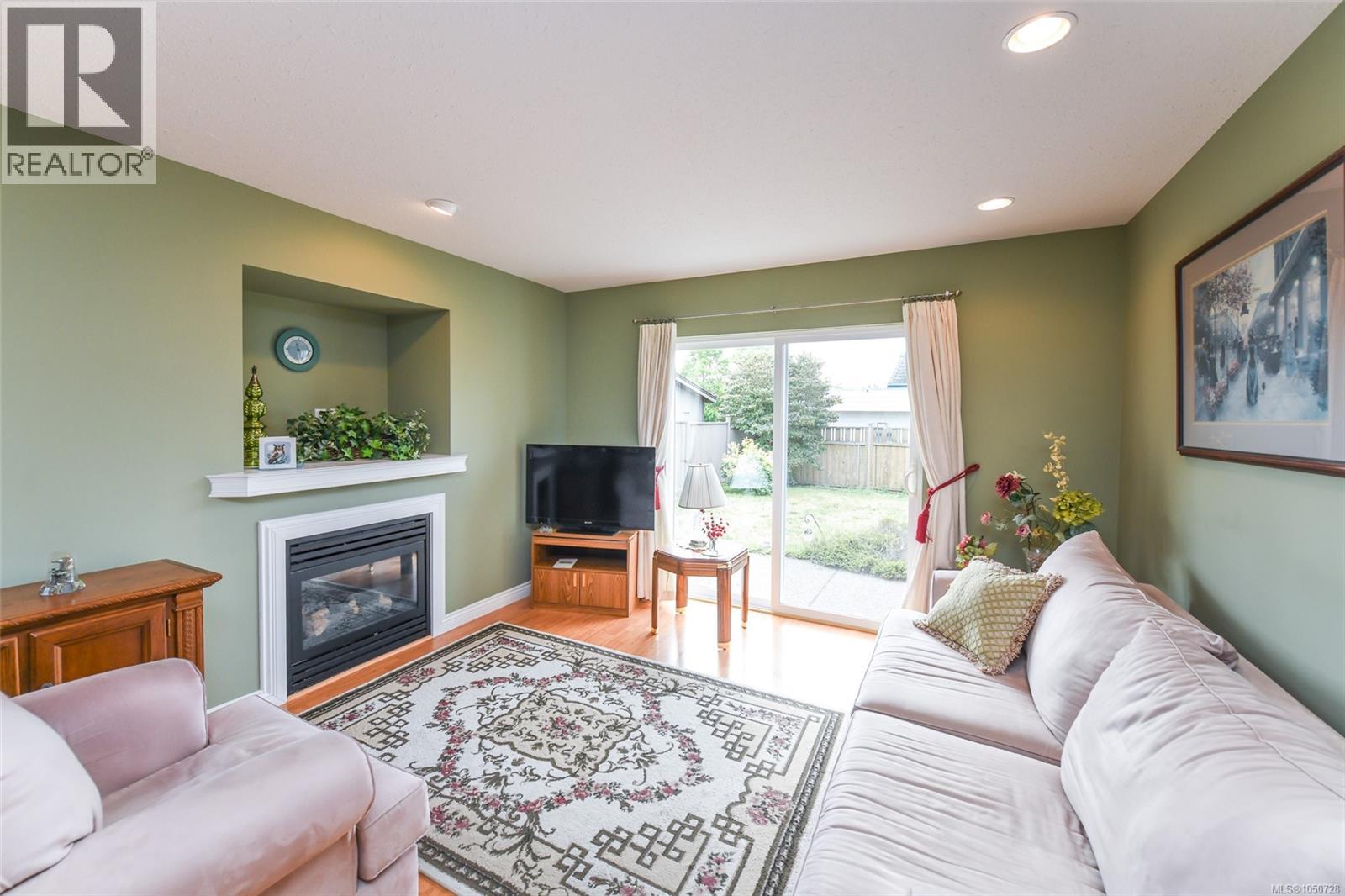 2237 Neptune Way Property Photo 14