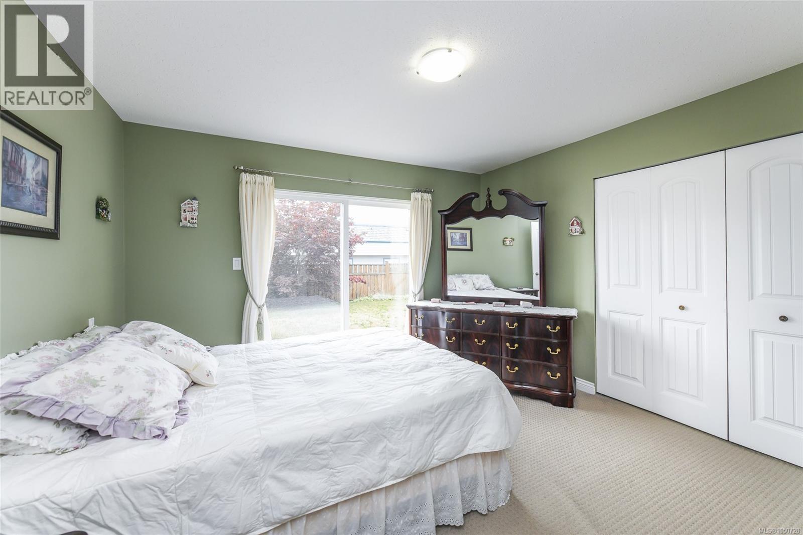2237 Neptune Way Property Photo 27