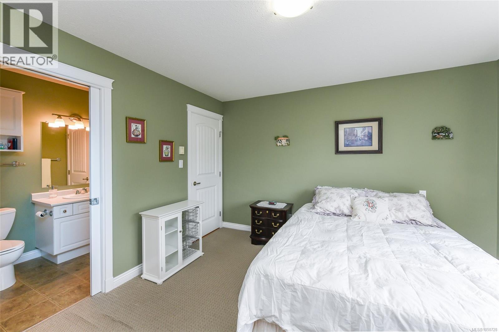 2237 Neptune Way Property Photo 28