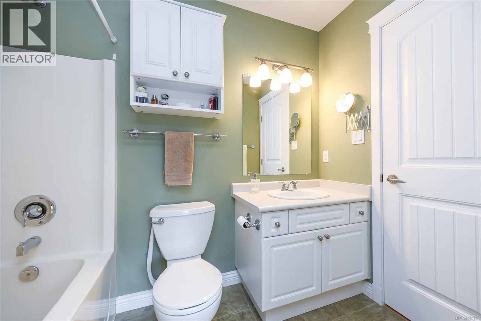 2237 Neptune Way Property Photo 29