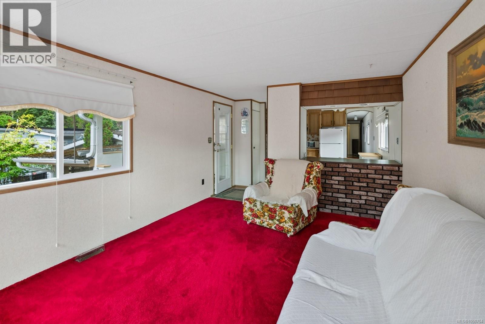 26 2785 Wallbank Rd Property Photo 7