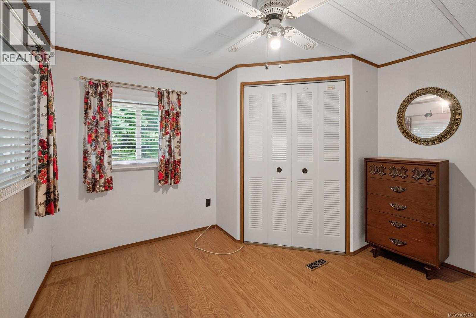 26 2785 Wallbank Rd Property Photo 16