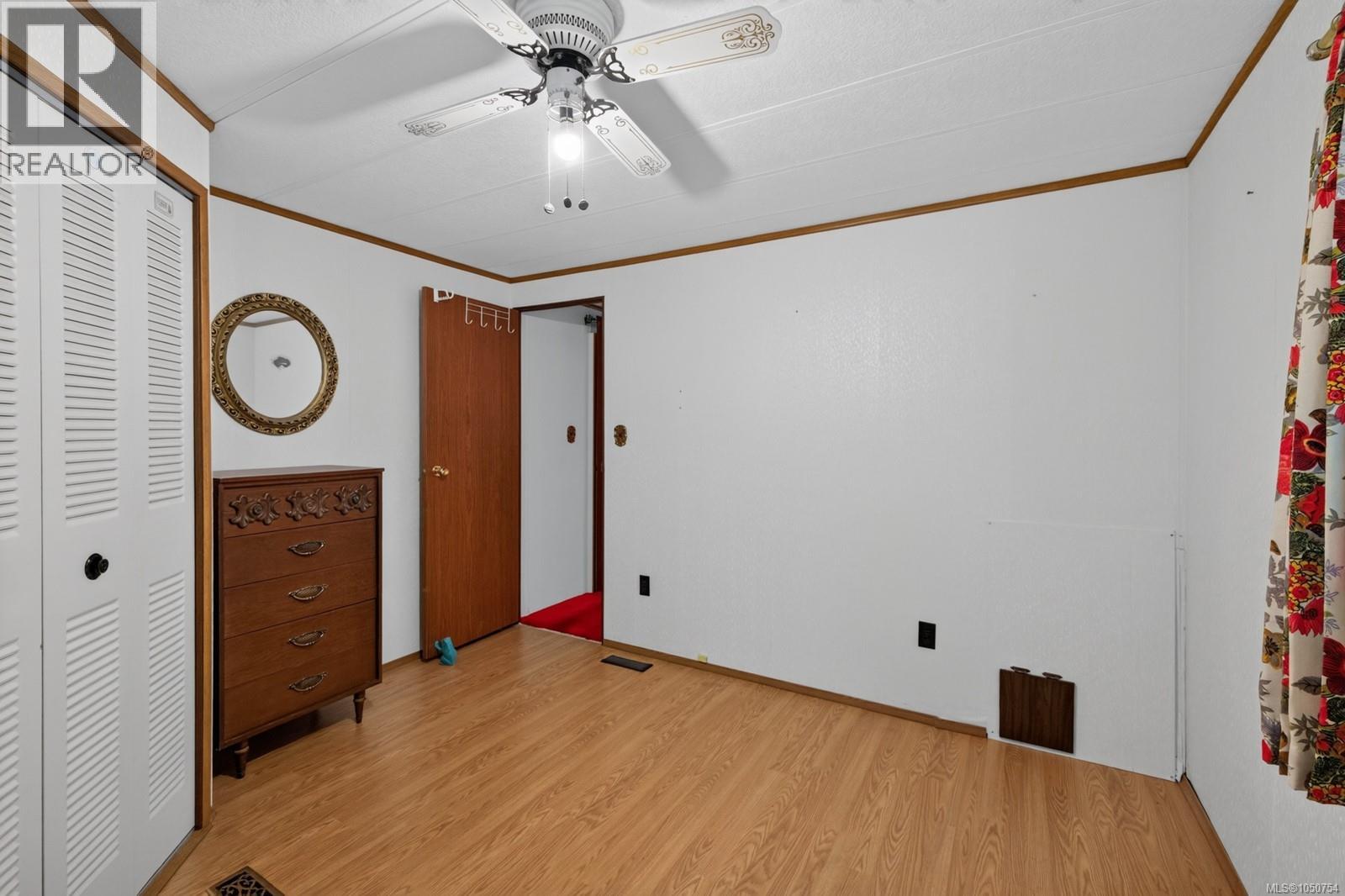 26 2785 Wallbank Rd Property Photo 17