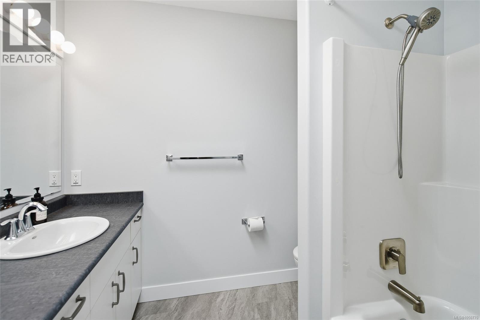 4310 Ashbury Pl Property Photo 27