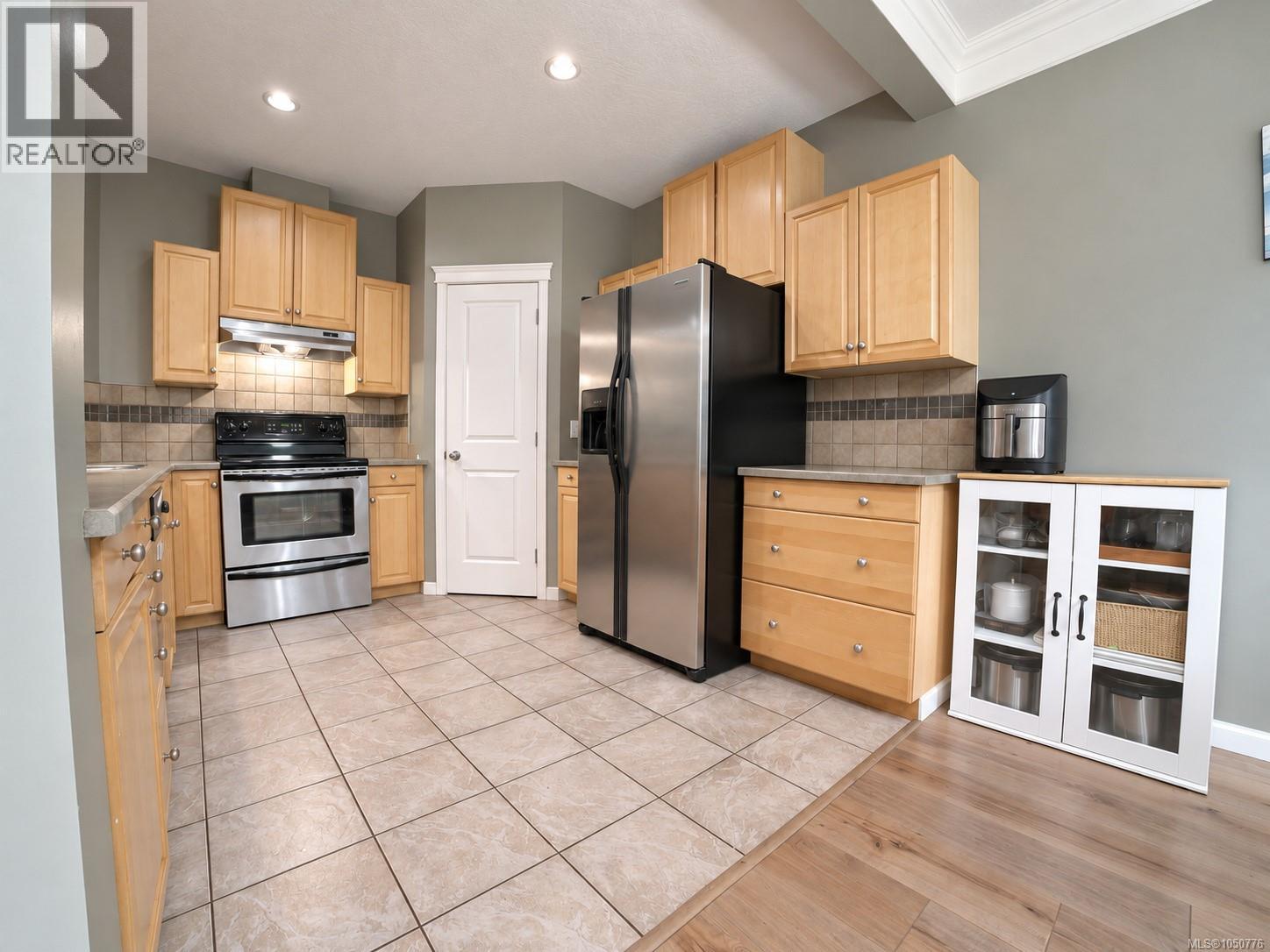 107 791 Station Ave Property Photo 11
