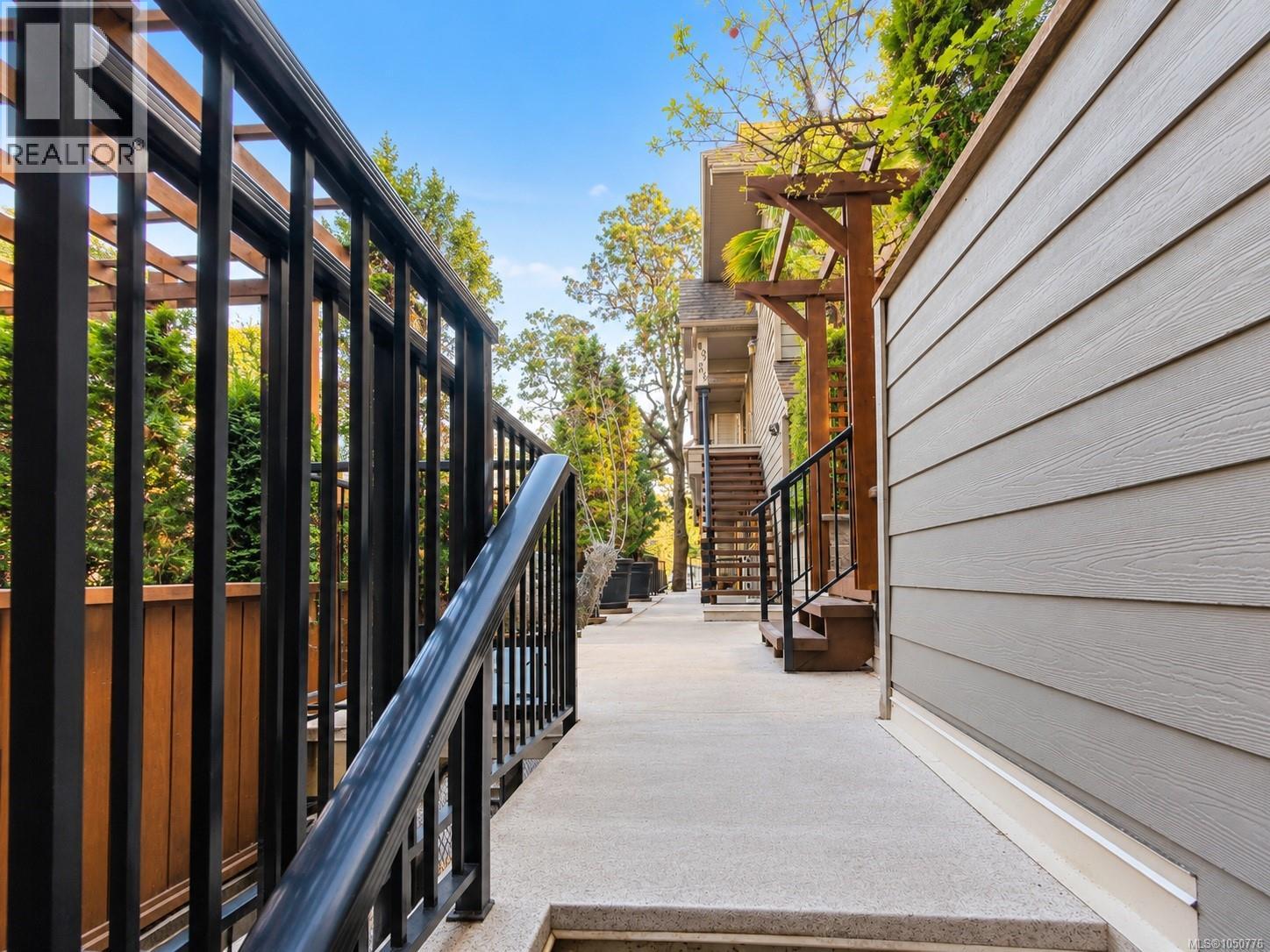 107 791 Station Ave Property Photo 29