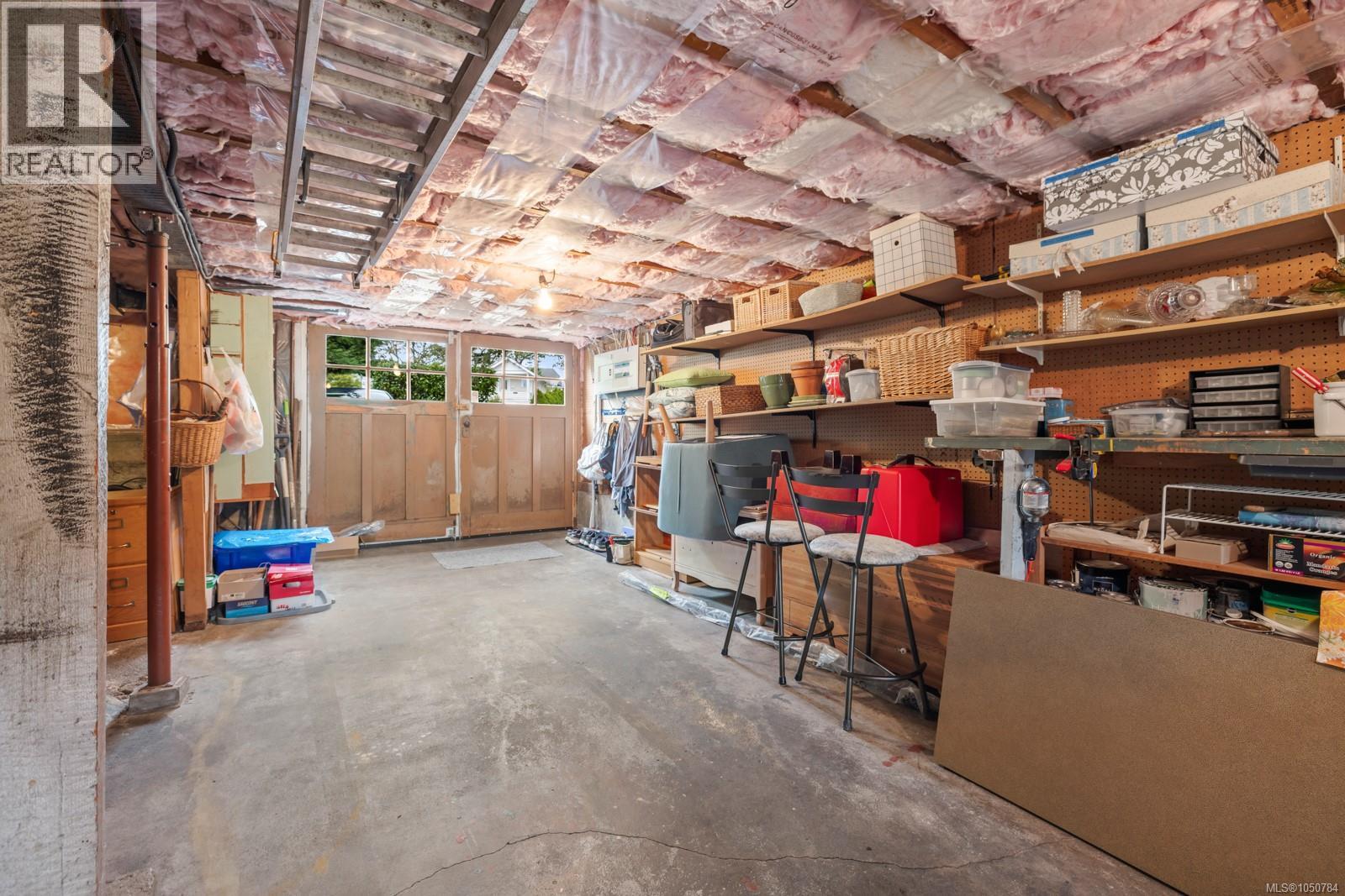 3358 Cook St Property Photo 42
