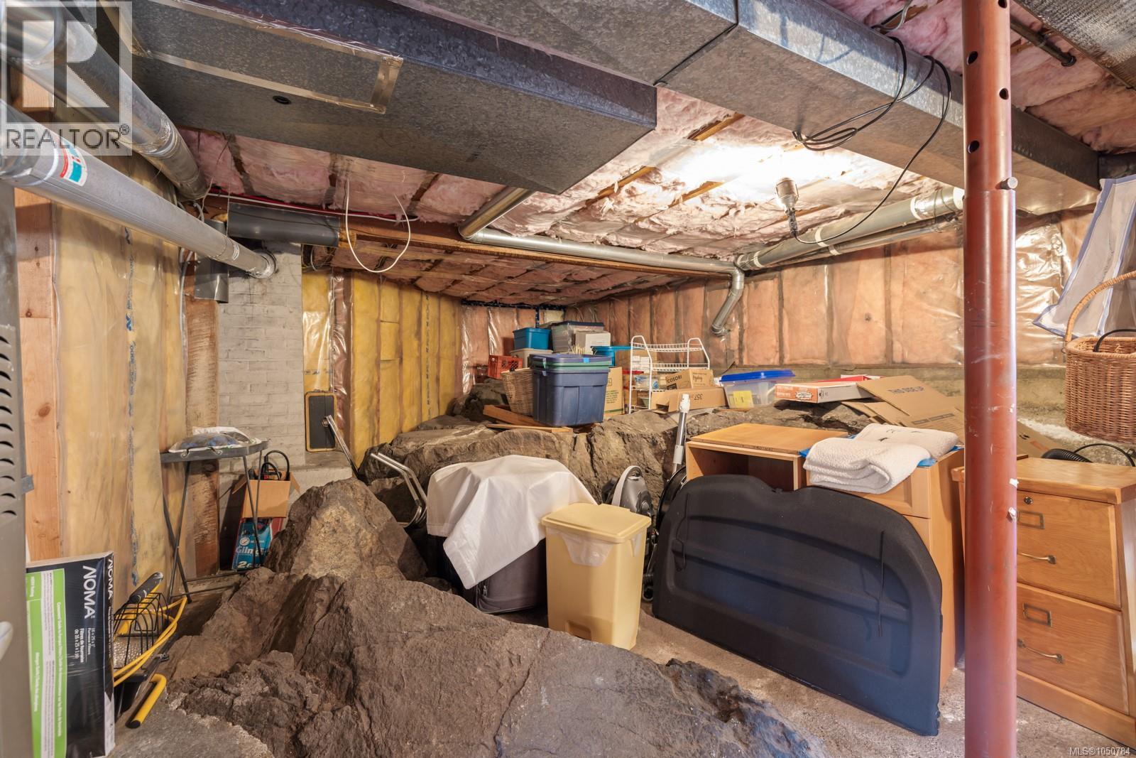 3358 Cook St Property Photo 43