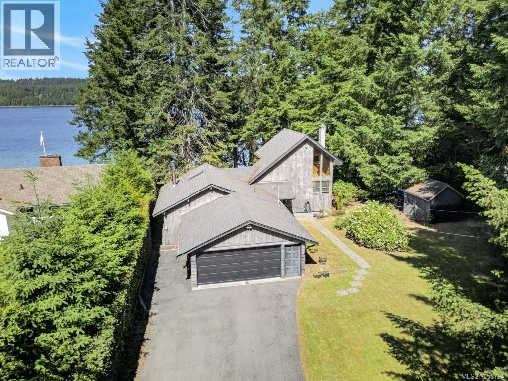 7630 Ships Point Rd Property Photo 1