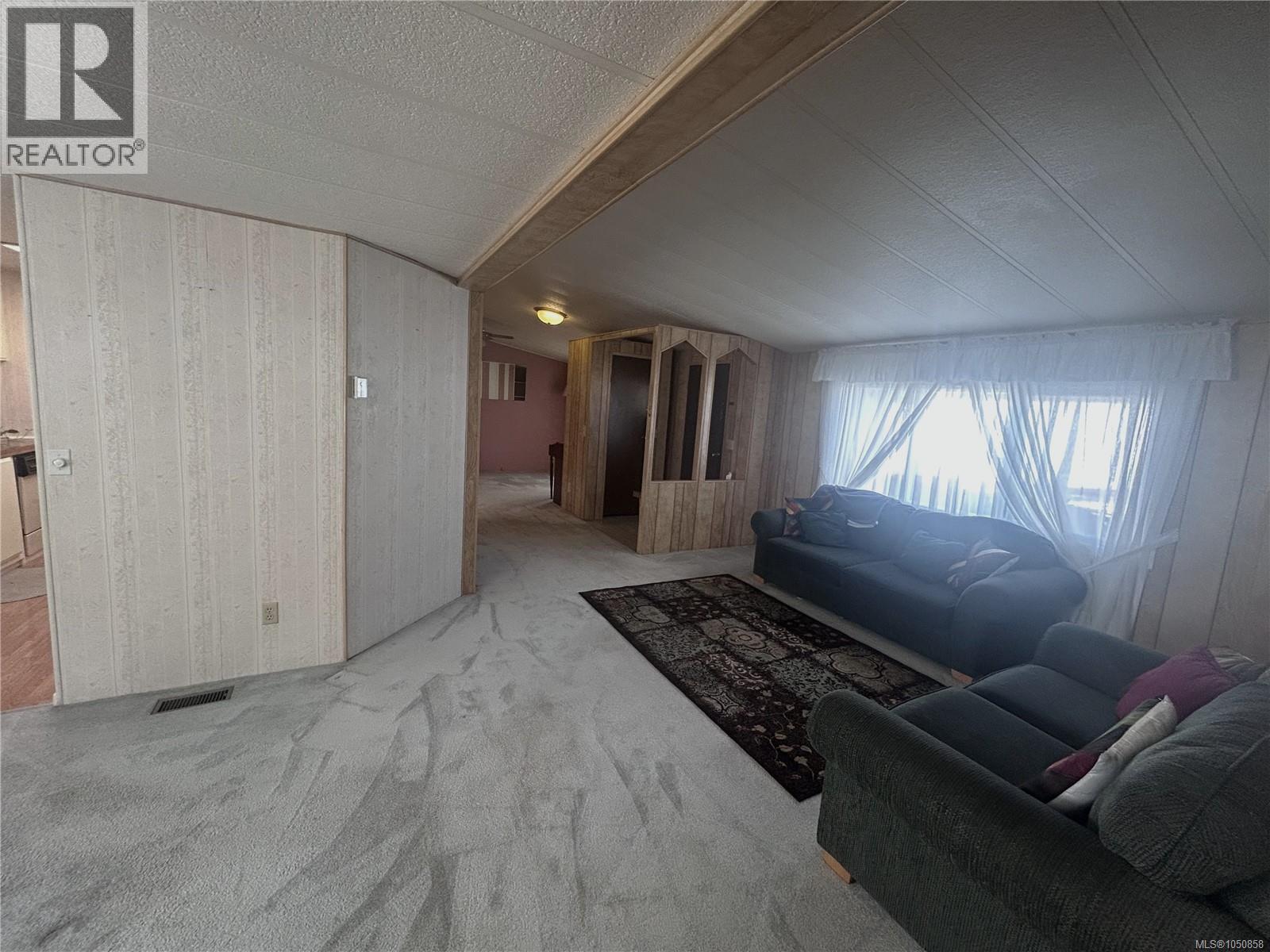 78 3497 Gibbins Rd Property Photo 4