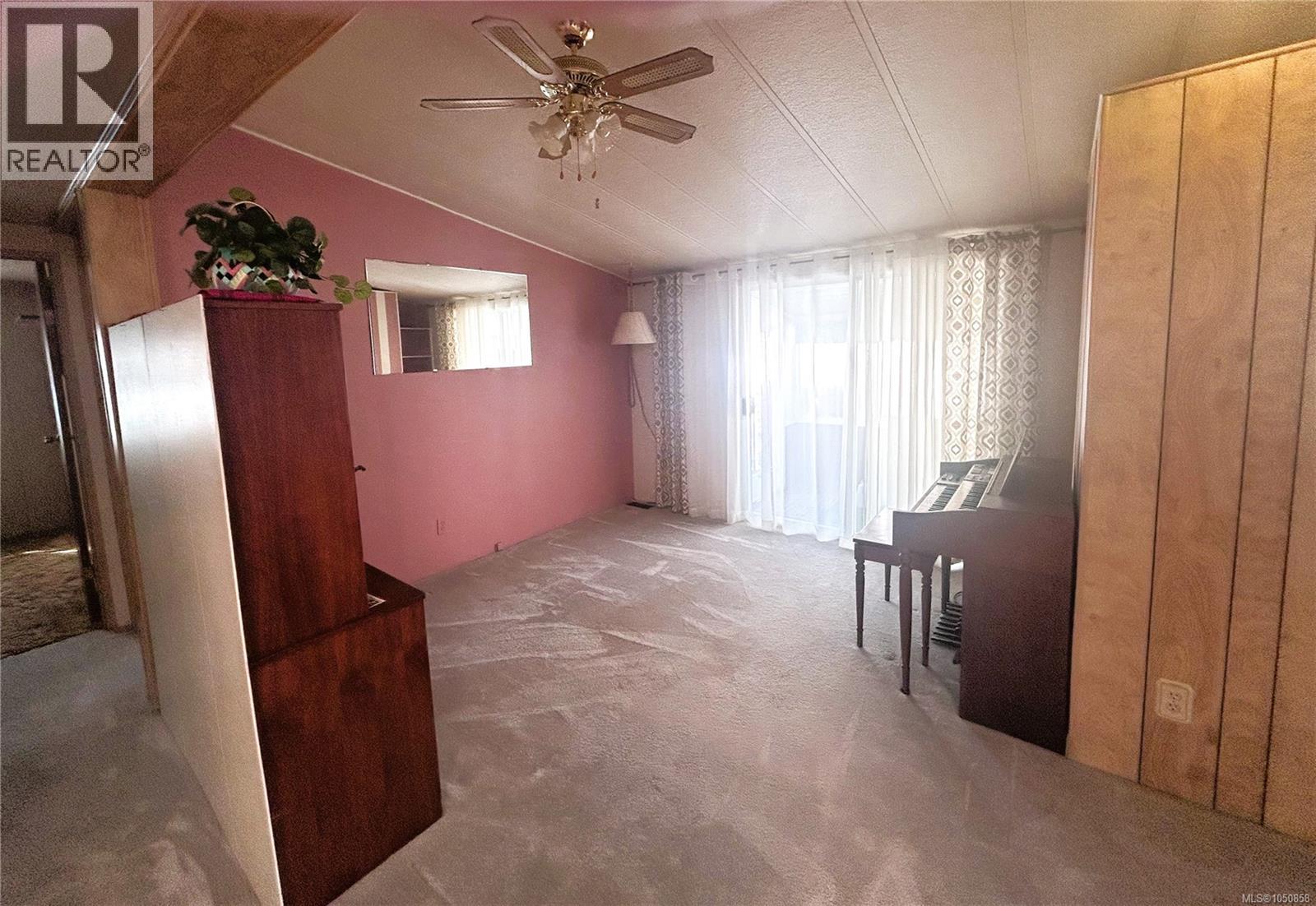 78 3497 Gibbins Rd Property Photo 6
