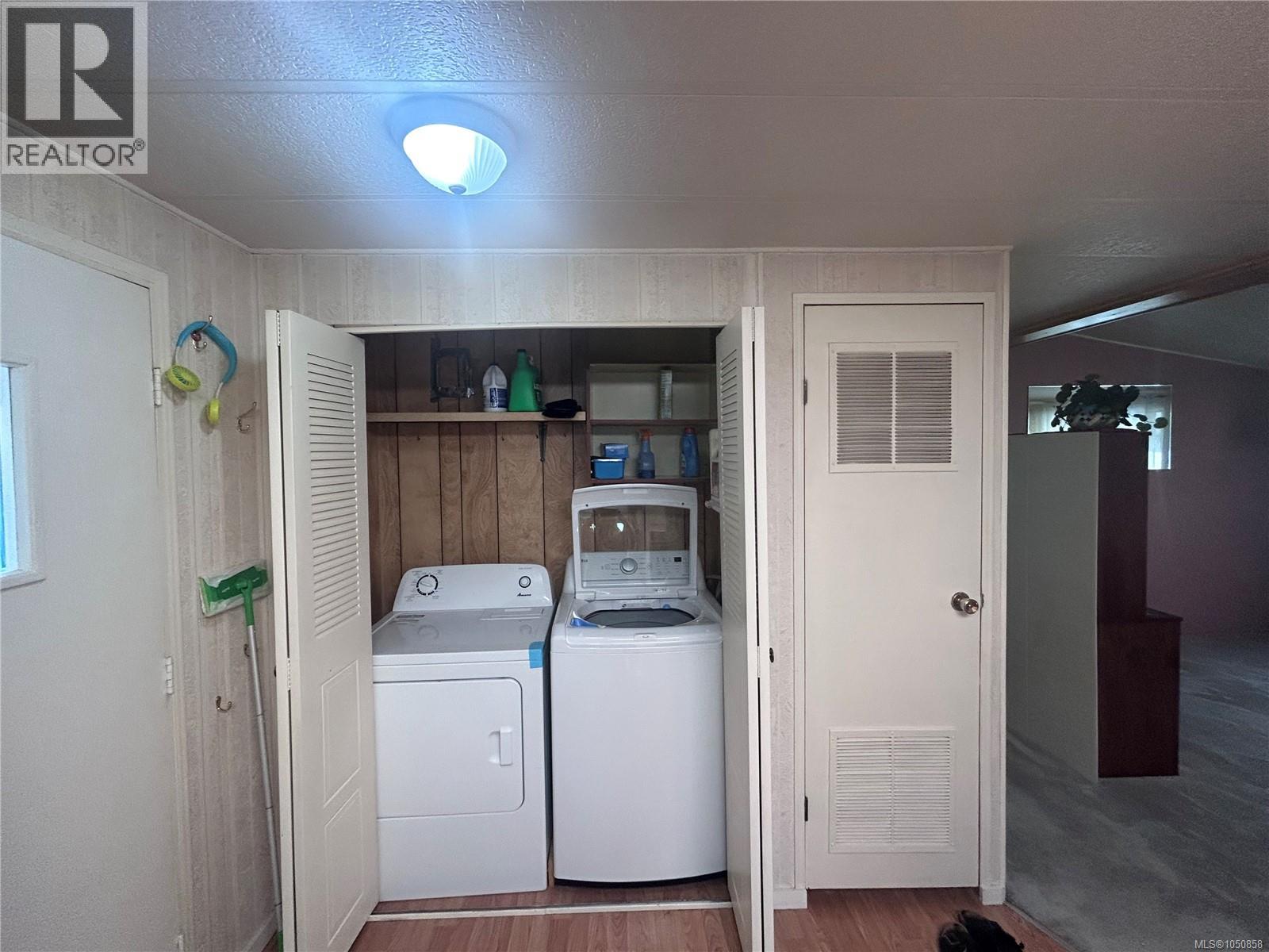 78 3497 Gibbins Rd Property Photo 13