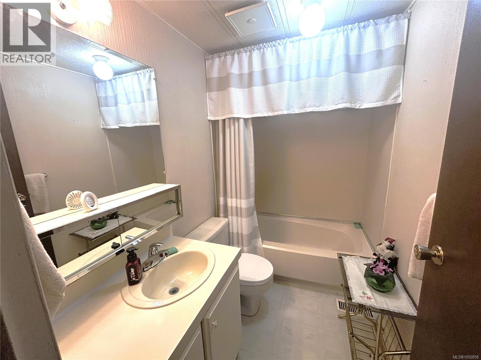 78 3497 Gibbins Rd Property Photo 16