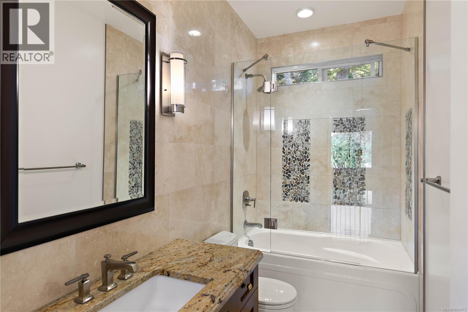 3908a Ascot Dr Property Photo 23