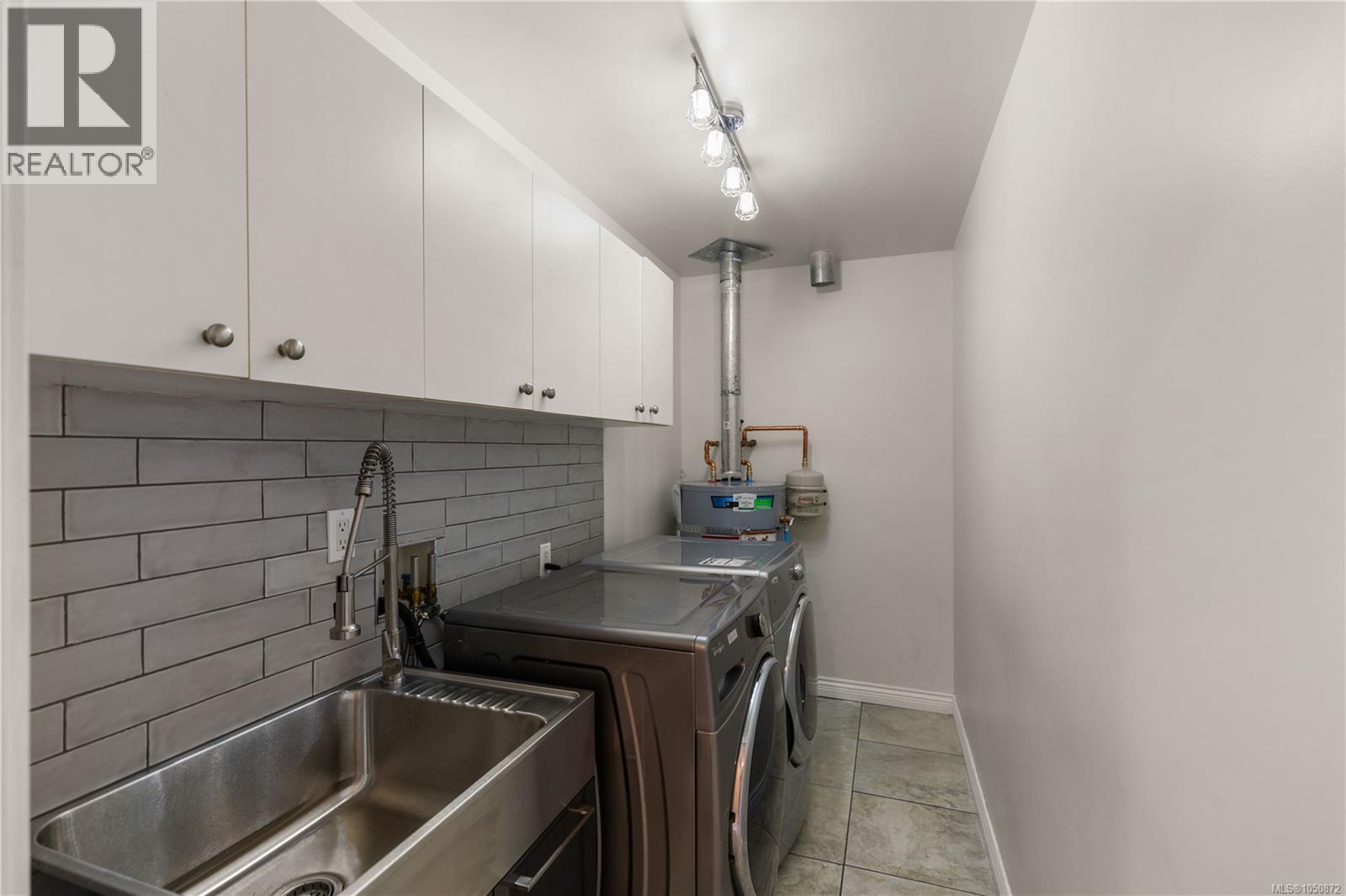 3908a Ascot Dr Property Photo 40