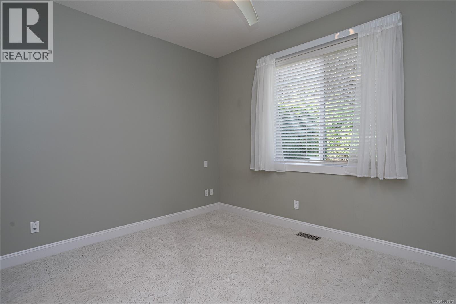 18 3110 Cook St Property Photo 18
