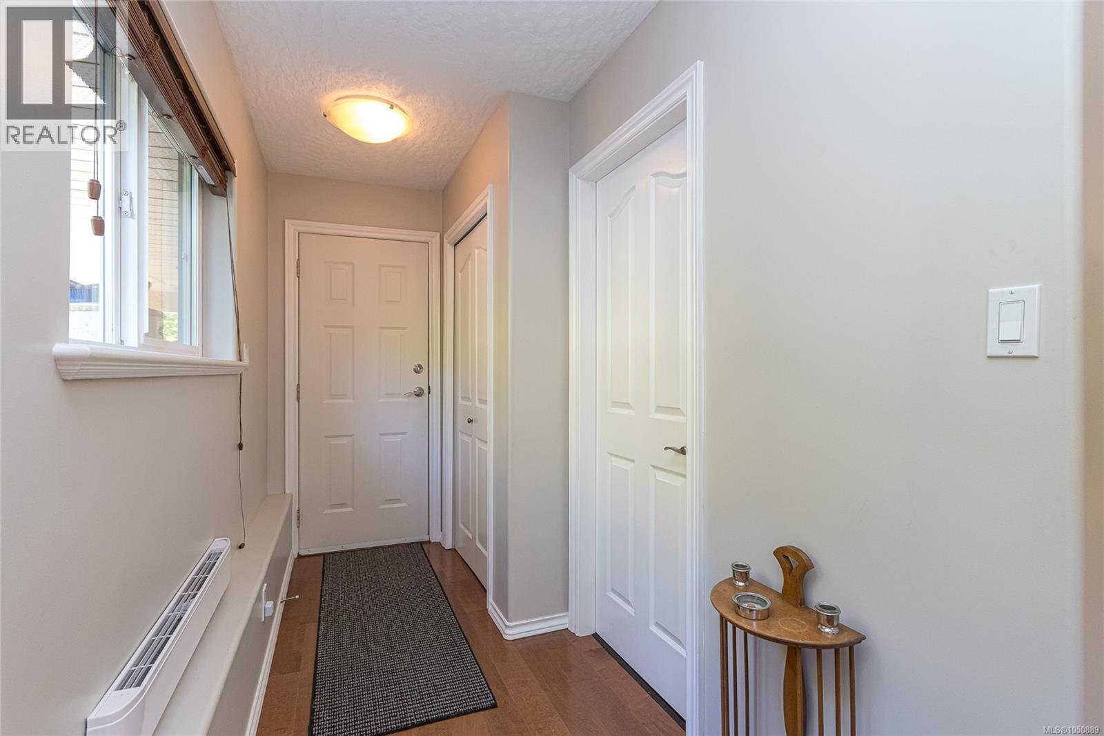 8593 Kingcome Cres Property Photo 24