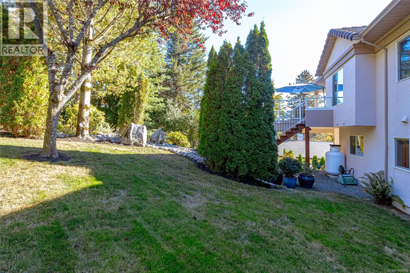 8593 Kingcome Cres Property Photo 36