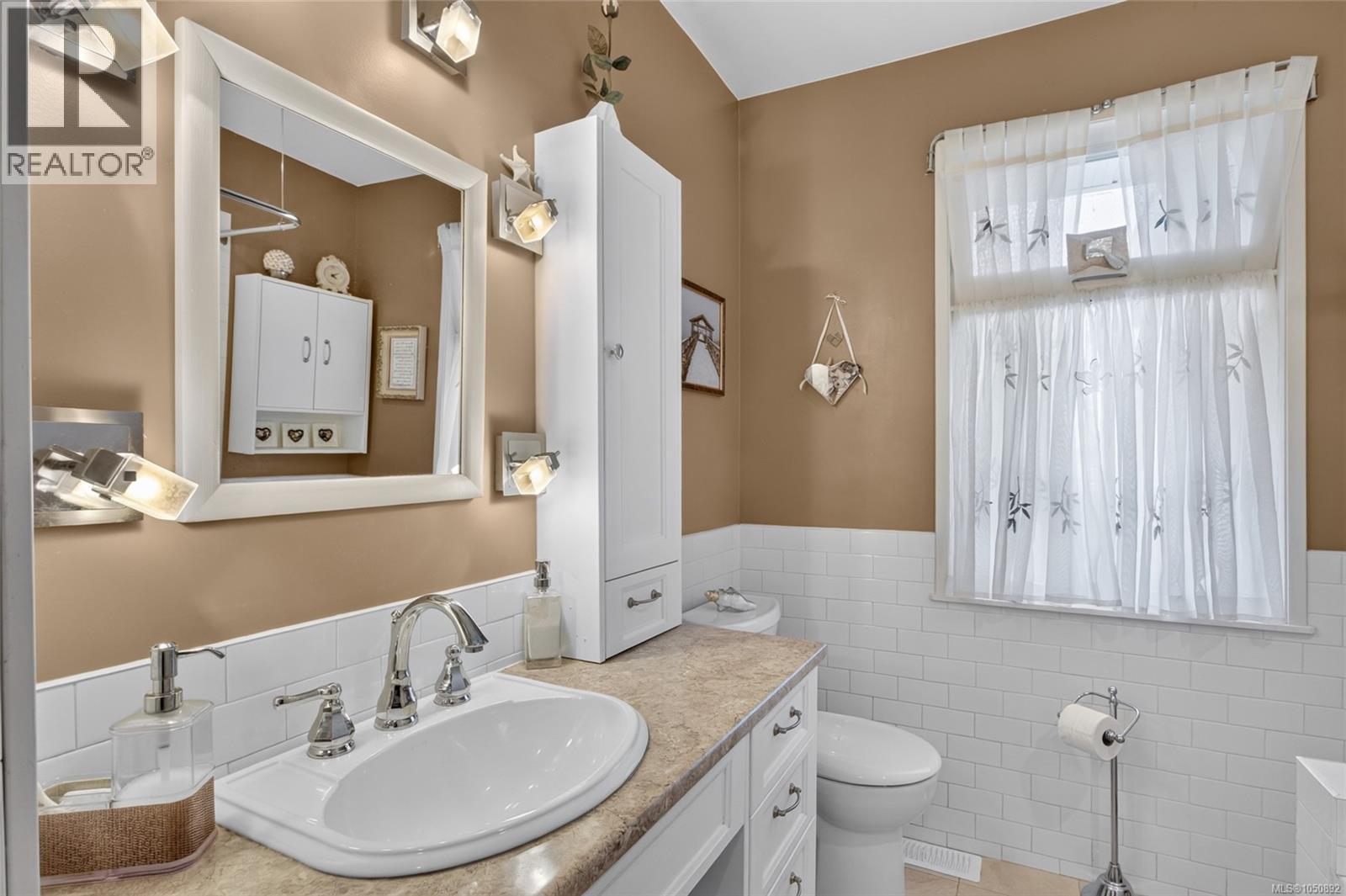 3798 Laurel Dr Property Photo 42
