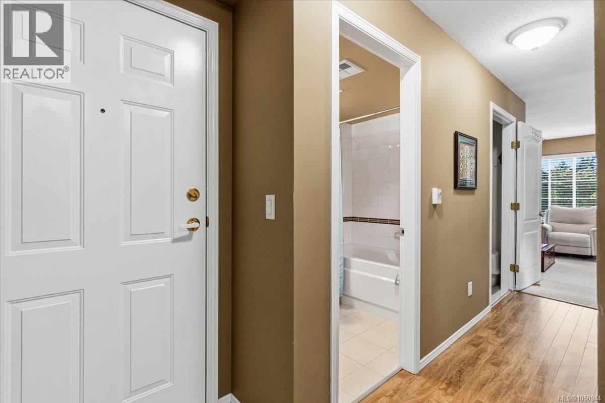105 24 Prideaux St Property Photo 8