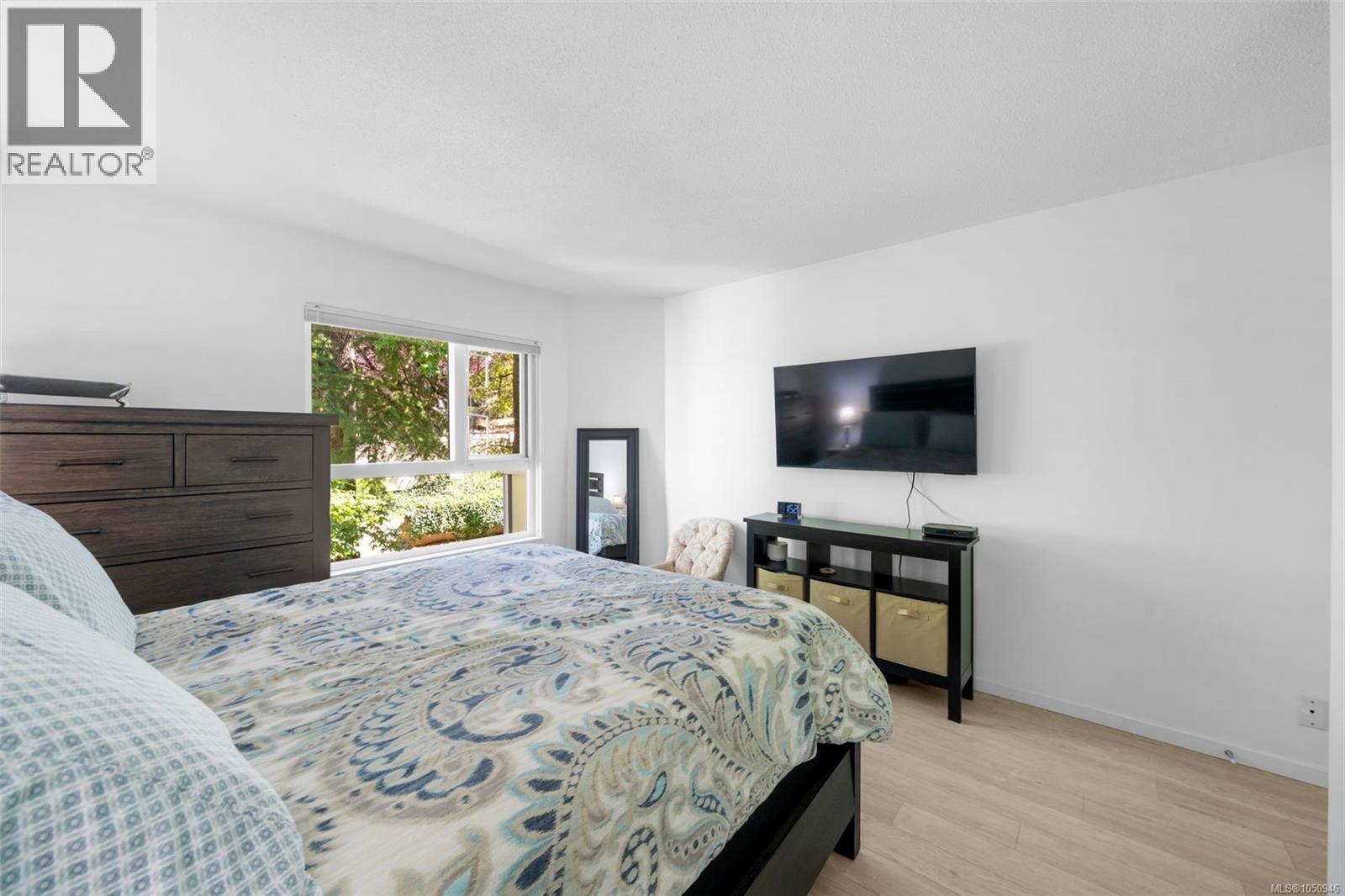 212 2520 Wark St Property Photo 18