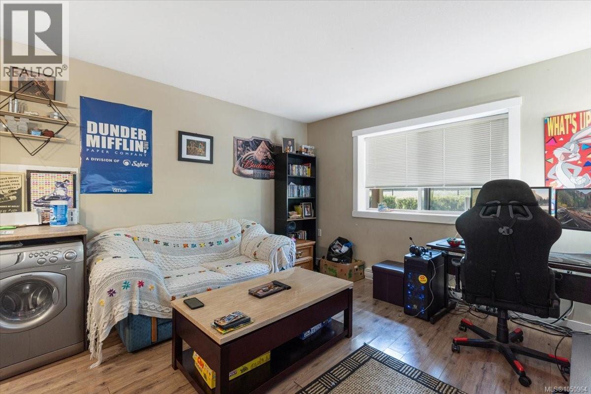 102 1600 Caspers Way Property Photo 7