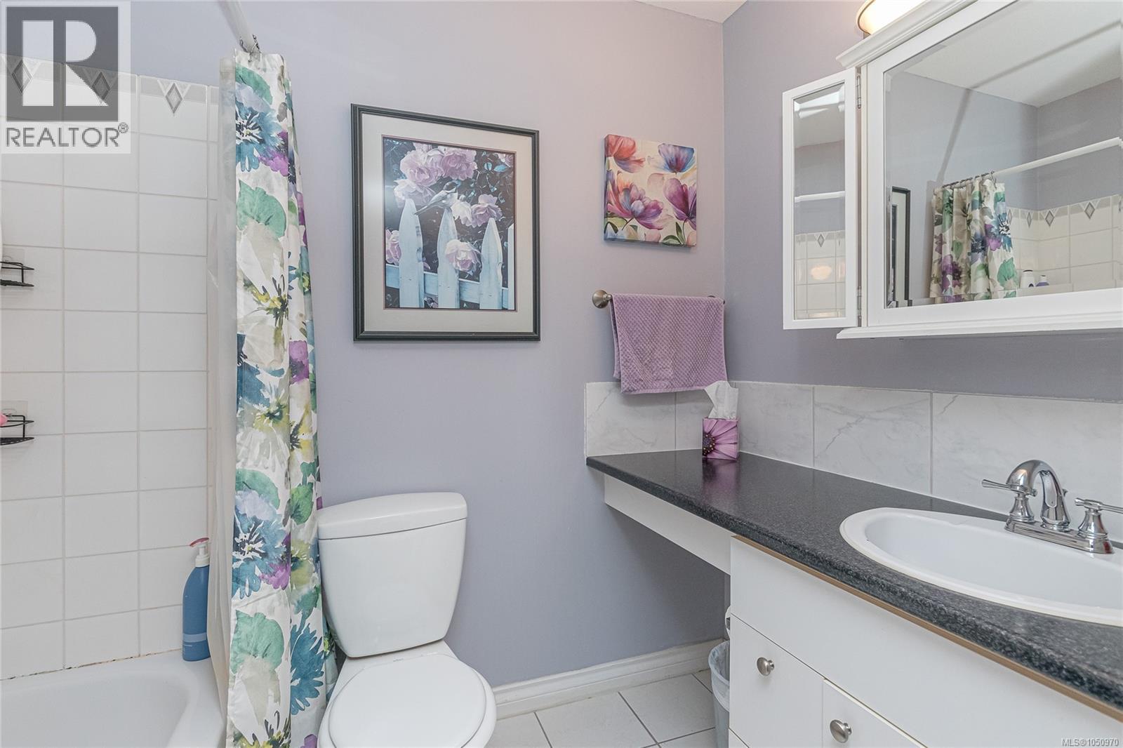 6064 Lionel Cres Property Photo 19