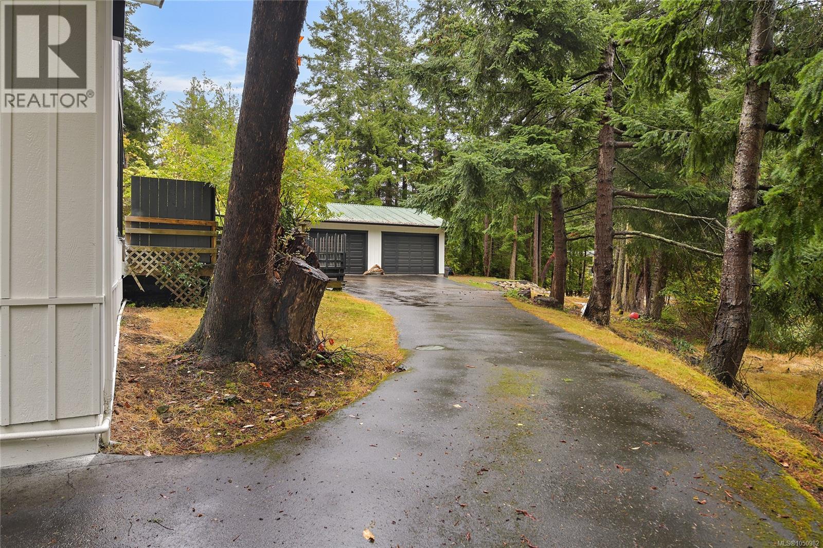 505 Bayview Dr Property Photo 35