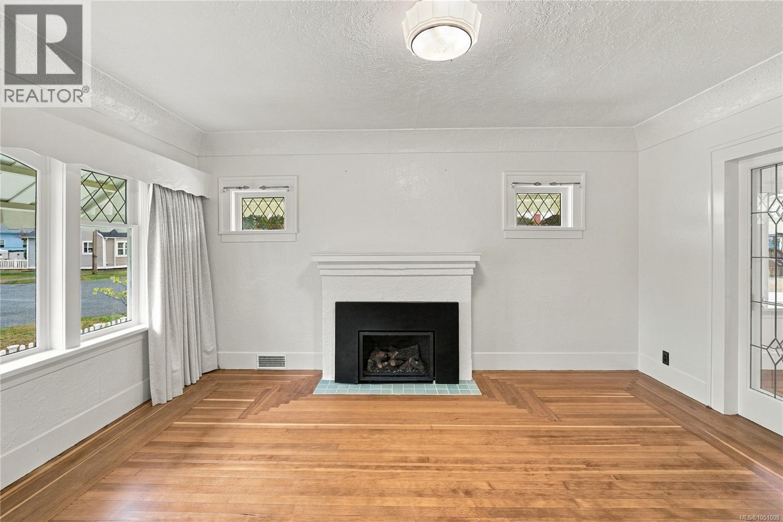 432 Buller St Property Photo 7