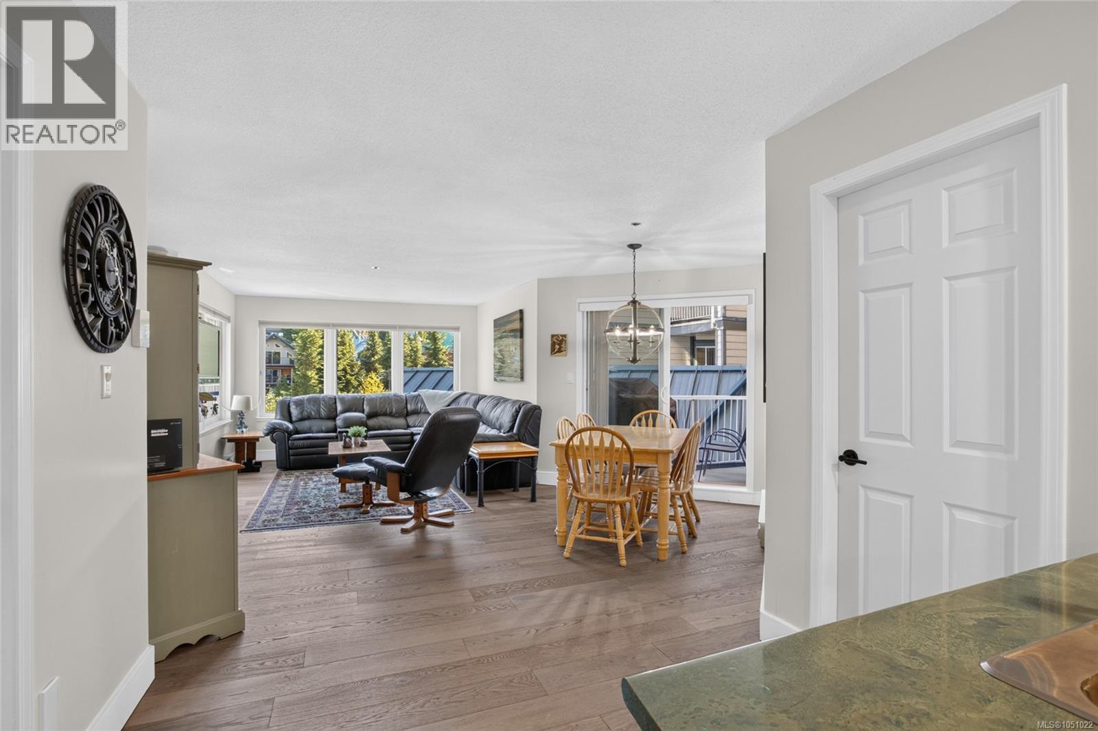 108 1320 Henry Rd Property Photo 16