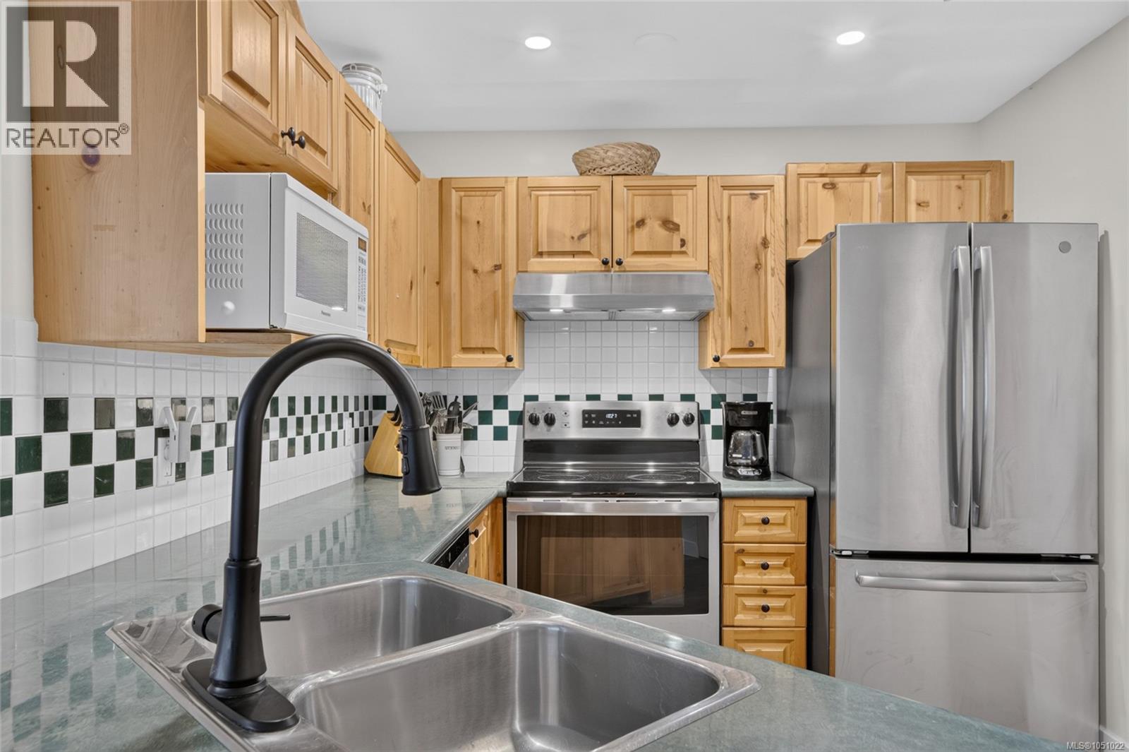 108 1320 Henry Rd Property Photo 21