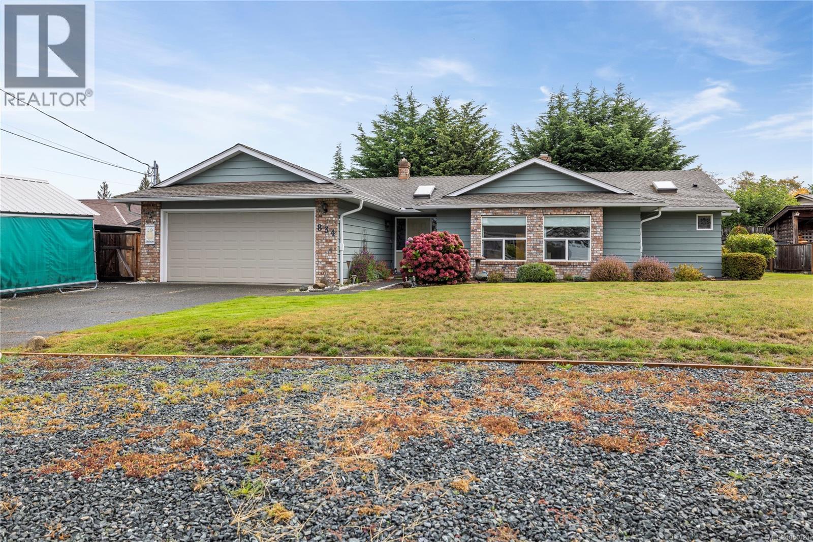 834 Redonda Pl Property Photo 37