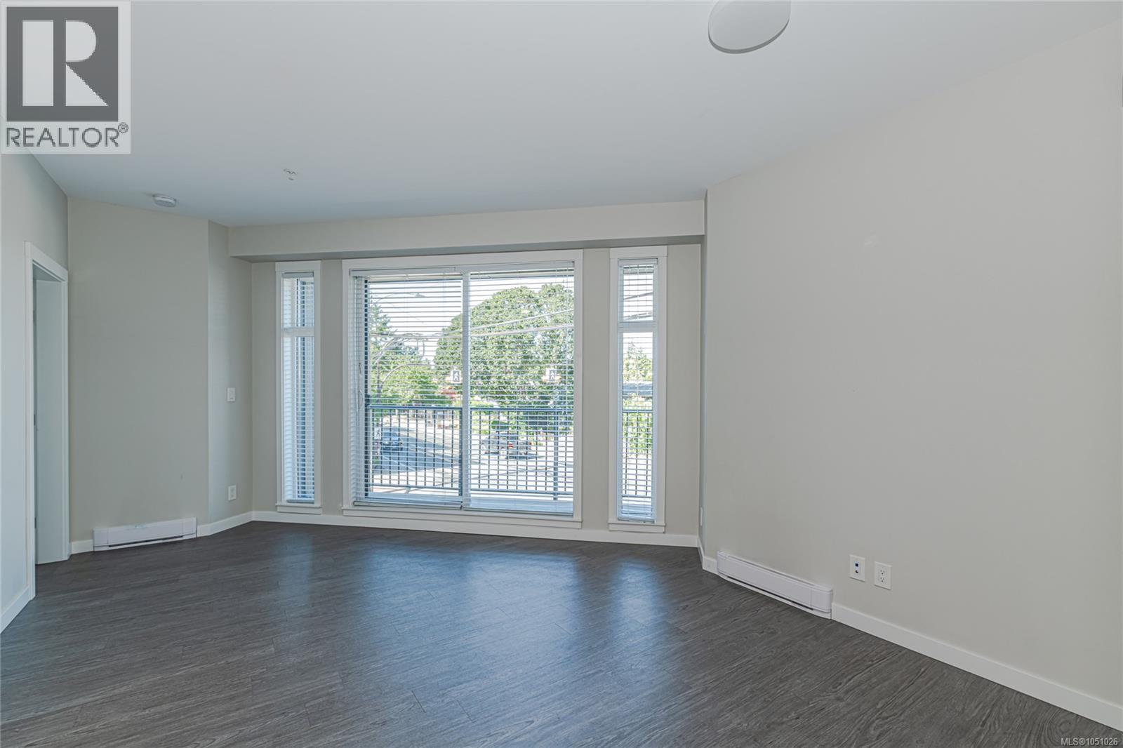 216 2843 Jacklin Rd Property Photo 1