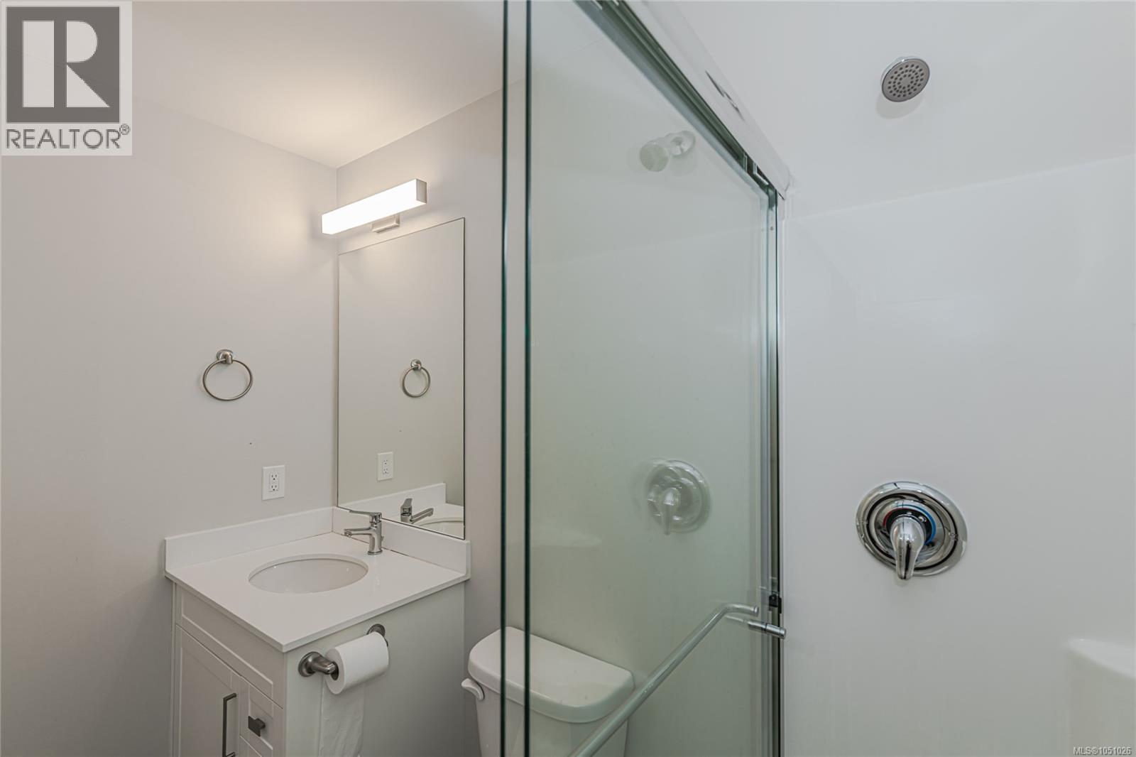 216 2843 Jacklin Rd Property Photo 10