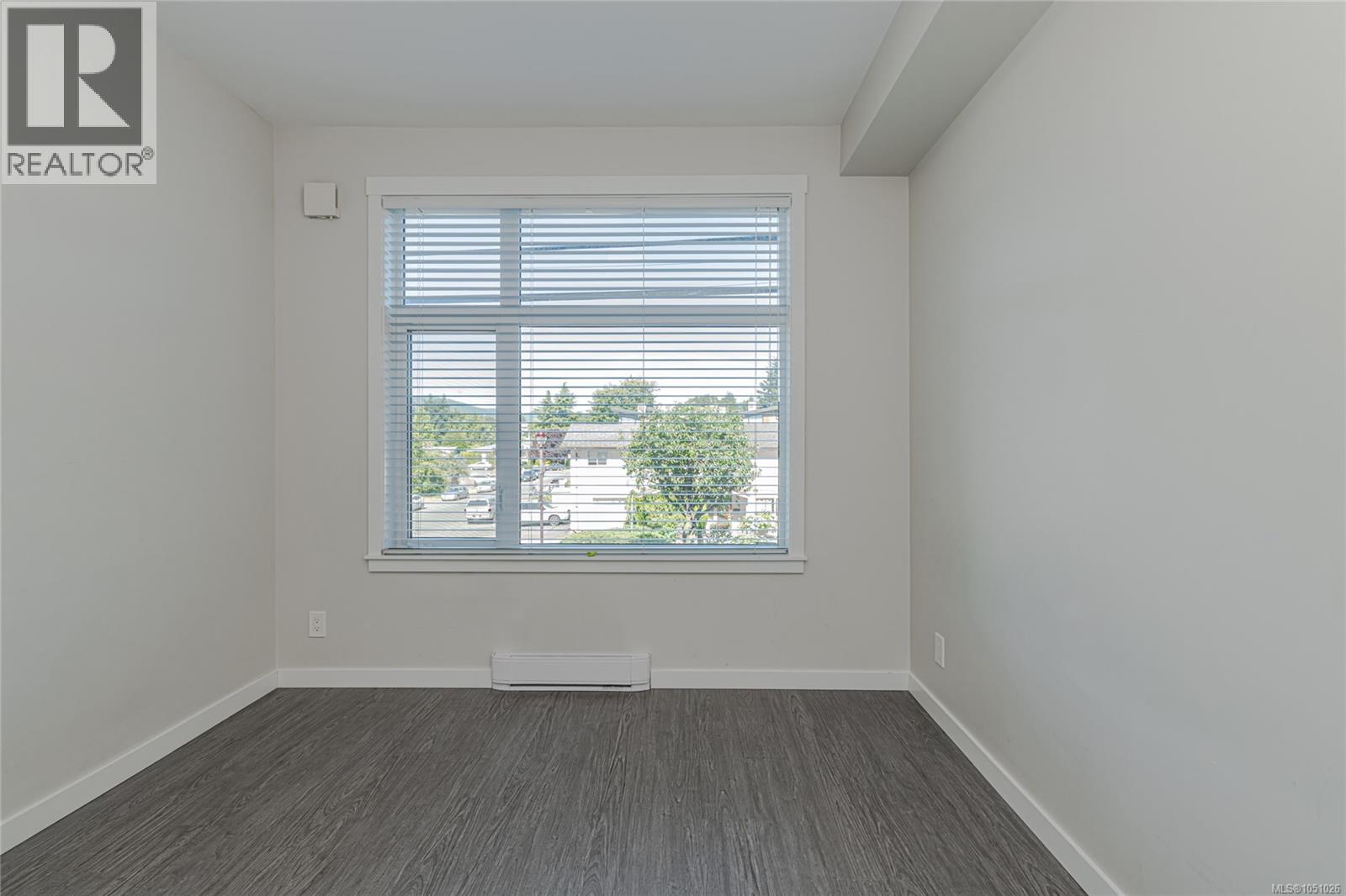 216 2843 Jacklin Rd Property Photo 12