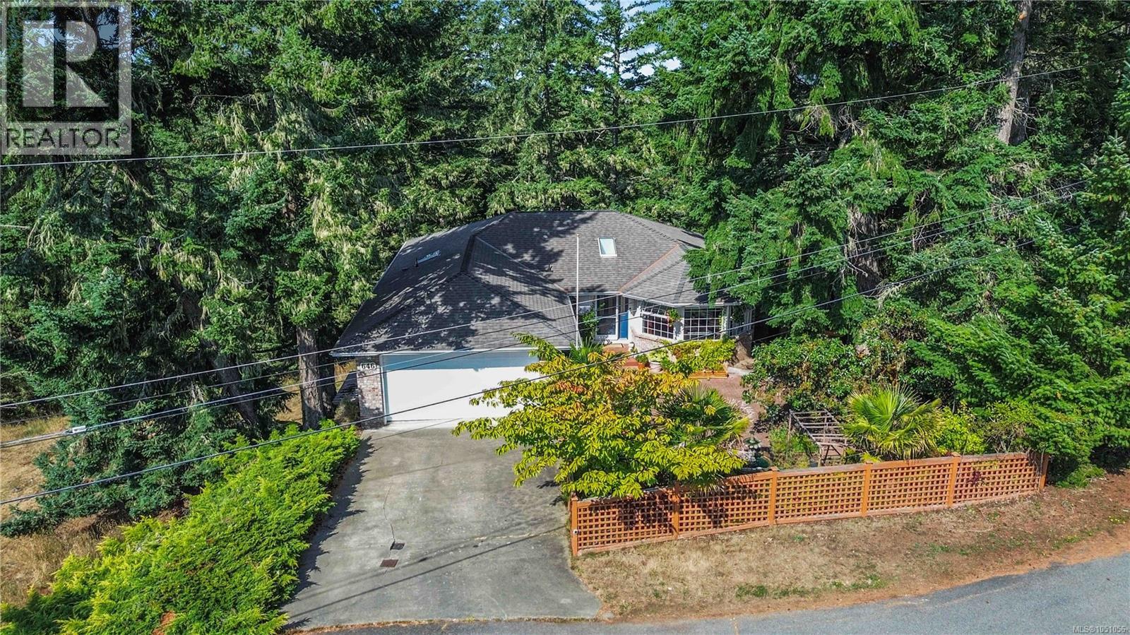 646 Cains Way Property Photo 3