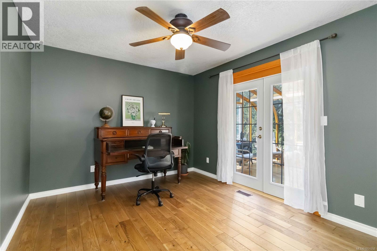 646 Cains Way Property Photo 32