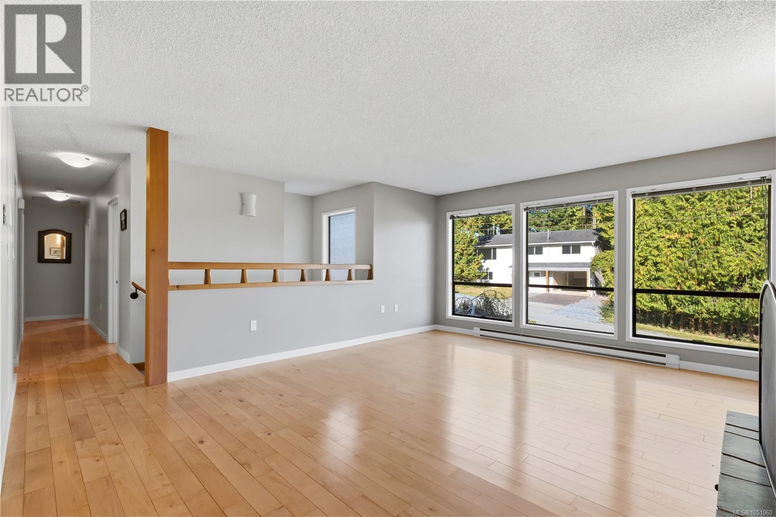 1258 Rupert Rd Property Photo 5
