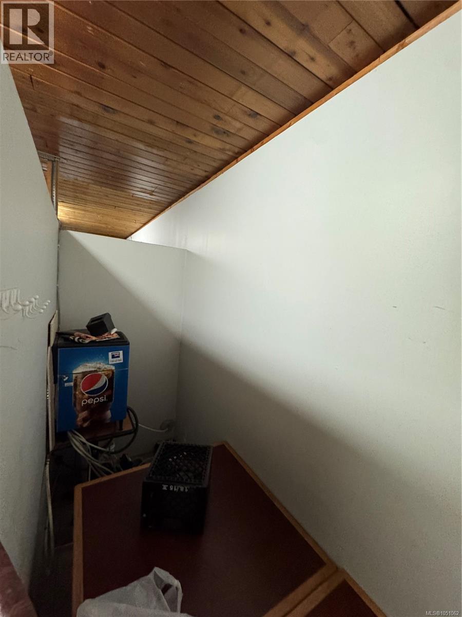 924 Pandora Ave Property Photo 7