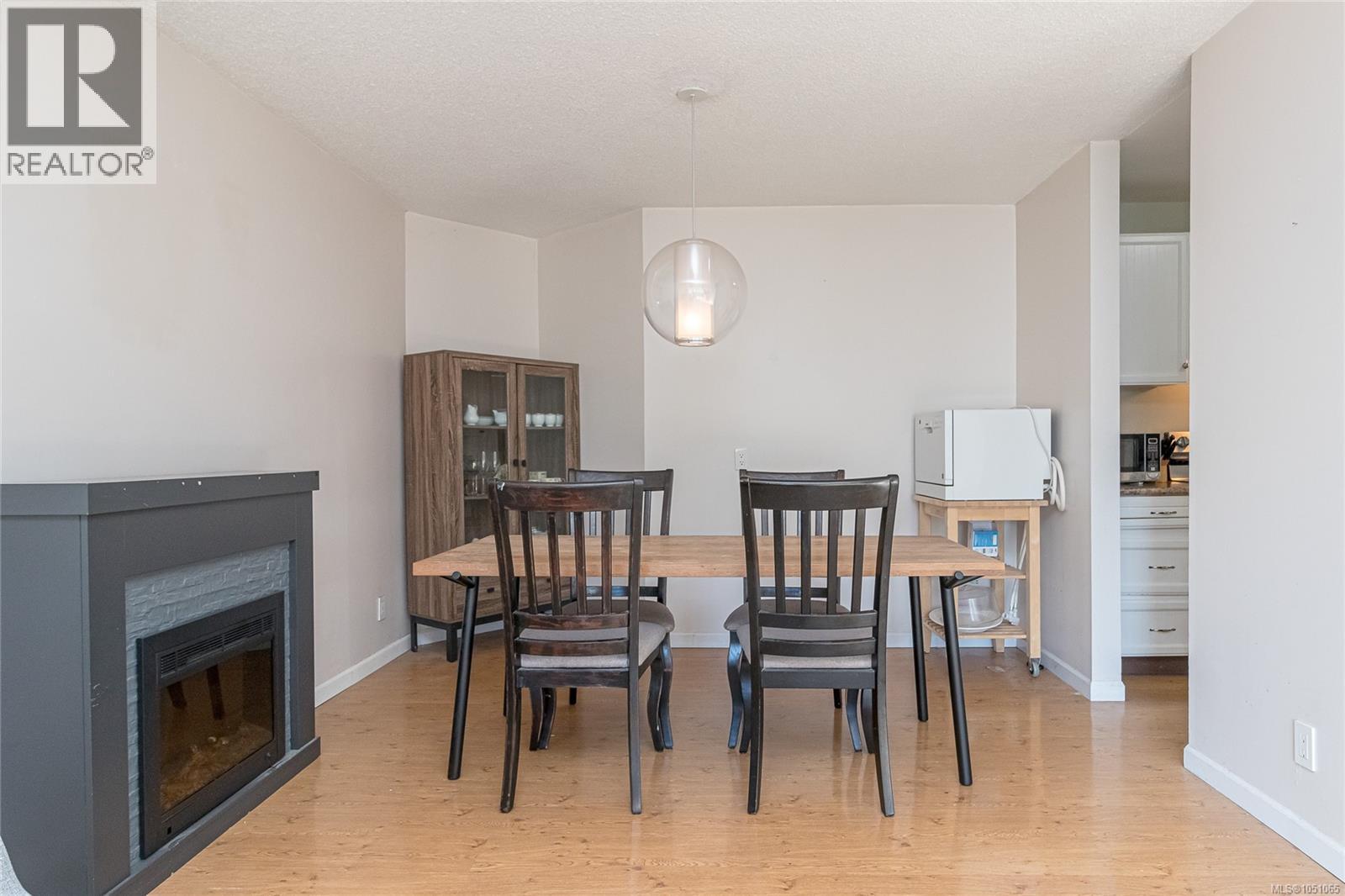 204 877 Ellery St Property Photo 4