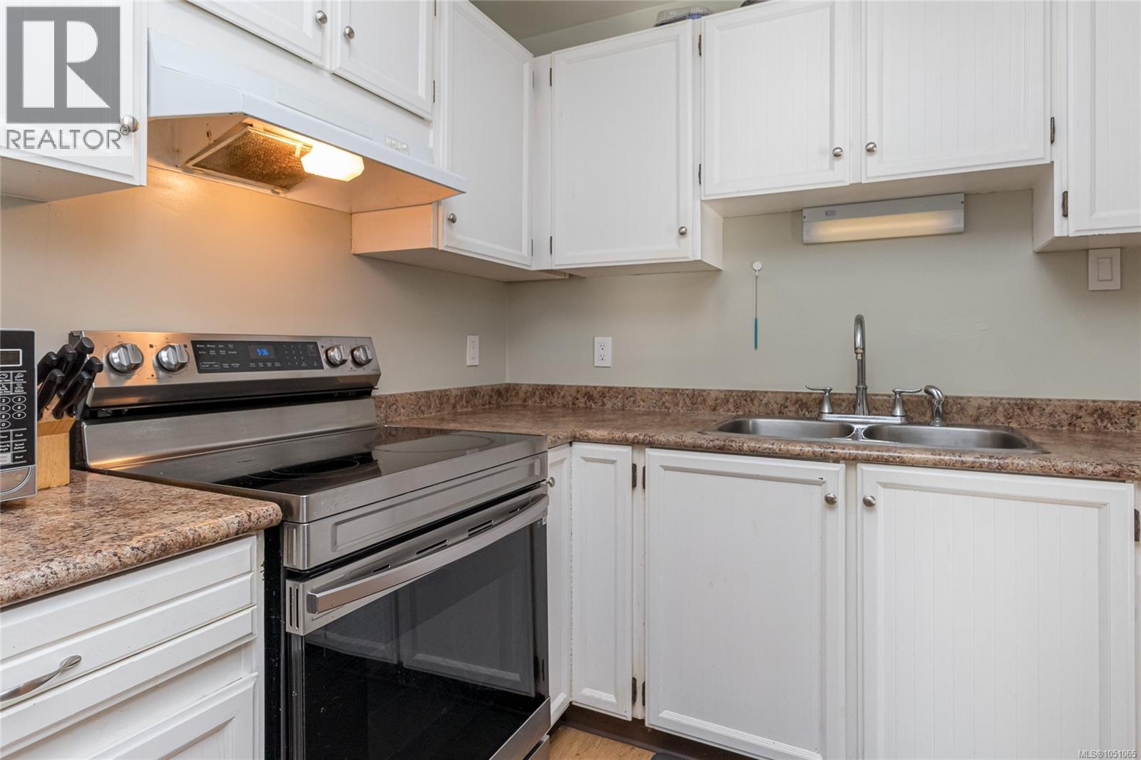 204 877 Ellery St Property Photo 10
