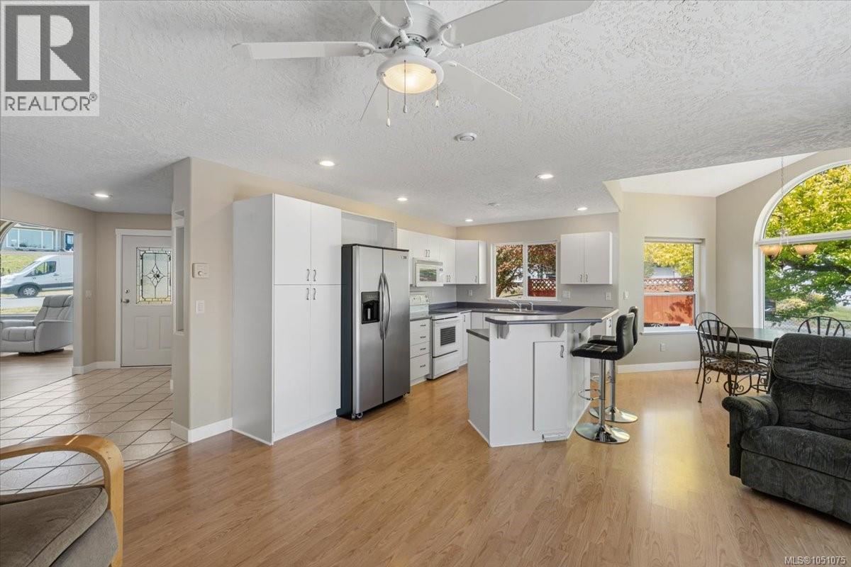 2024 Placid Cres Property Photo 10