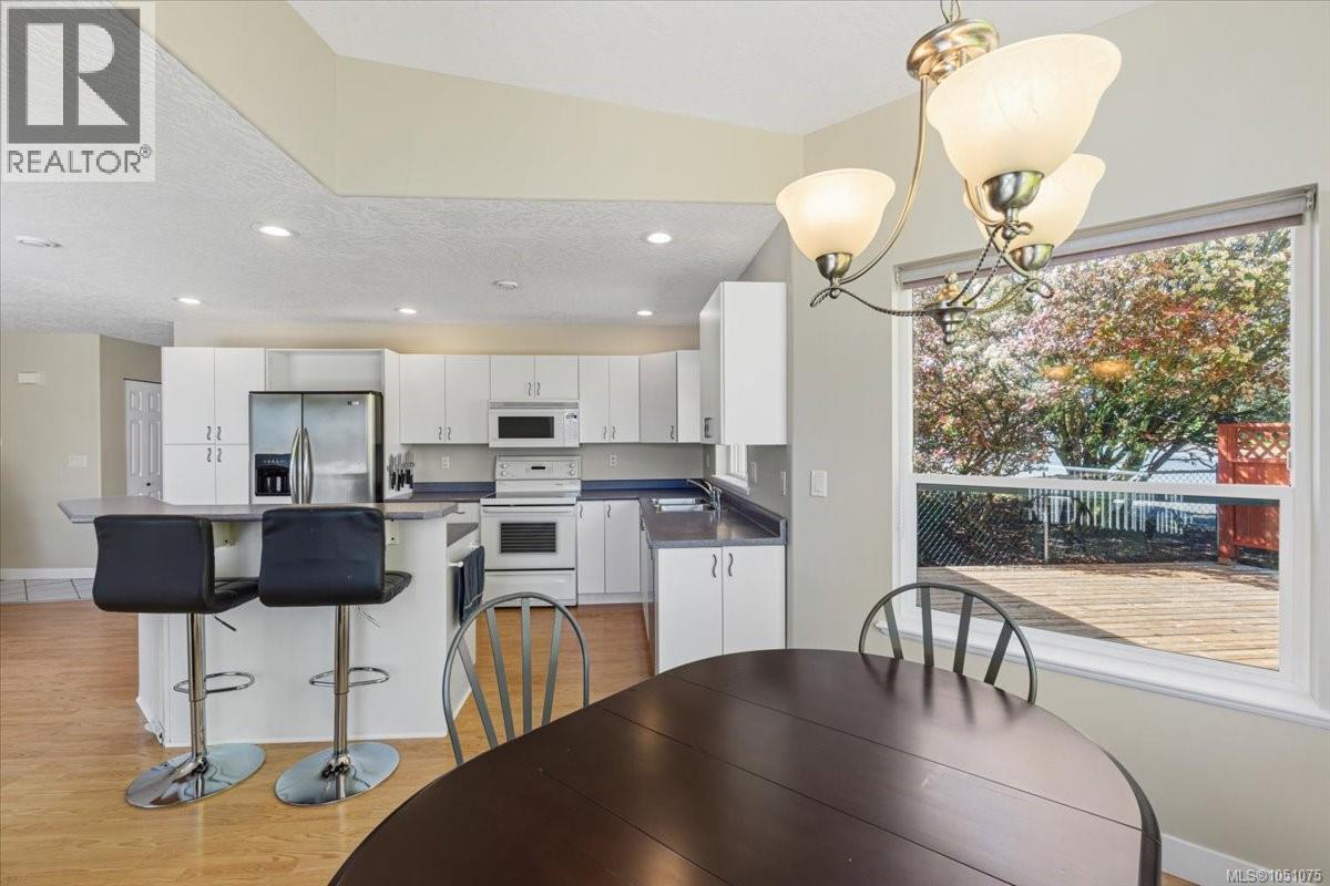 2024 Placid Cres Property Photo 12