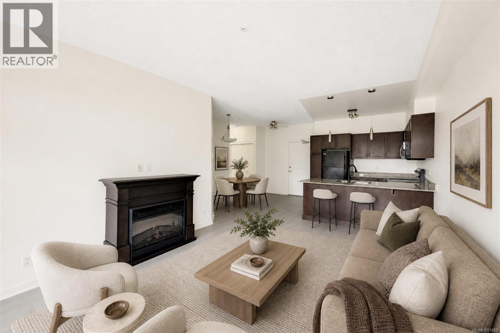 305 2220 Sooke Rd