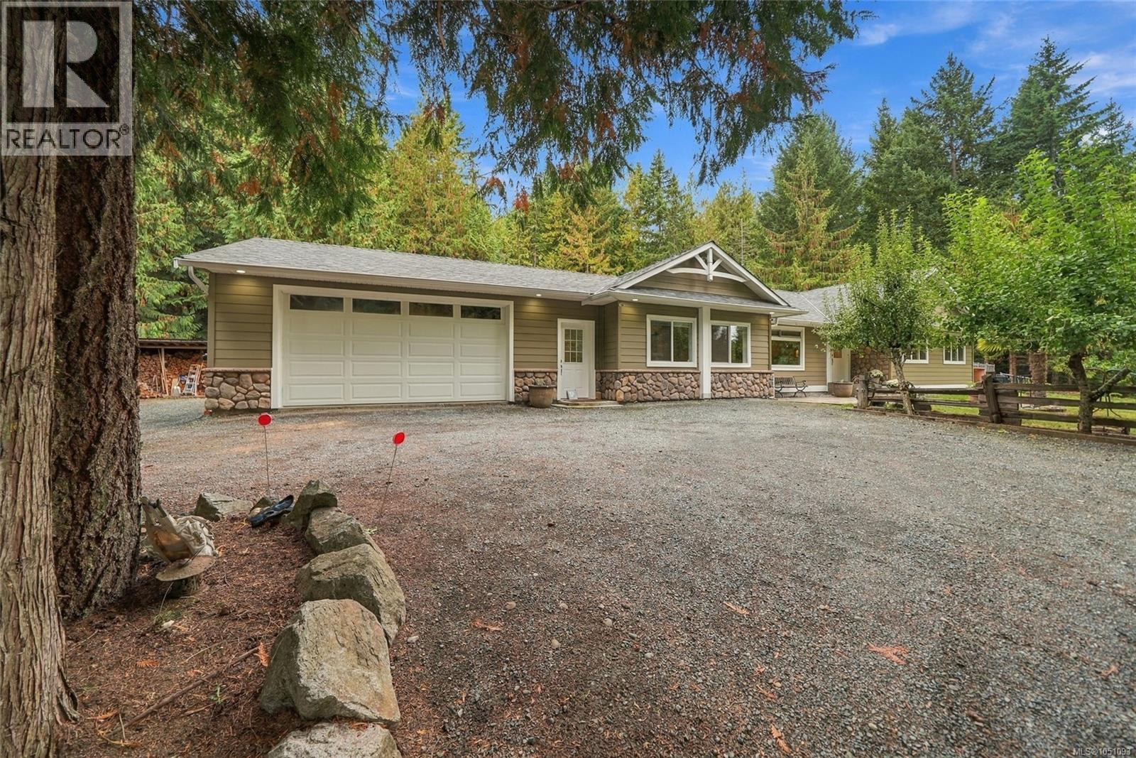1580 Meadowood Way Property Photo 15