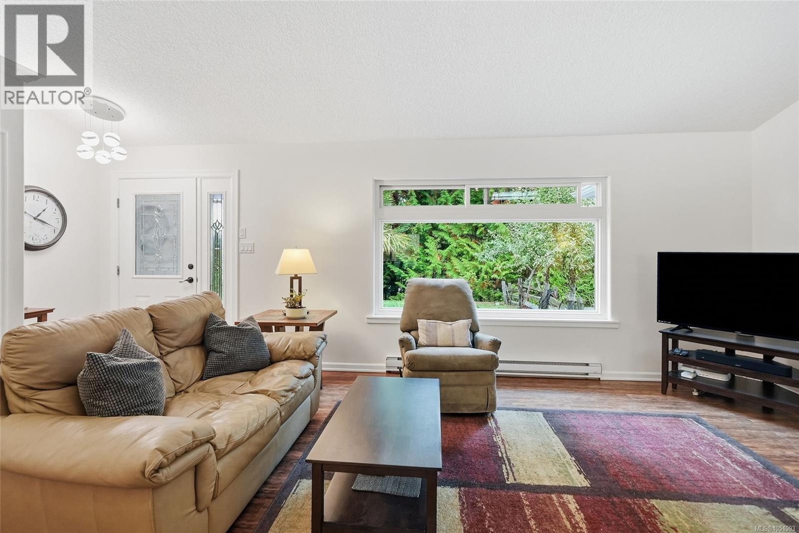 1580 Meadowood Way Property Photo 18